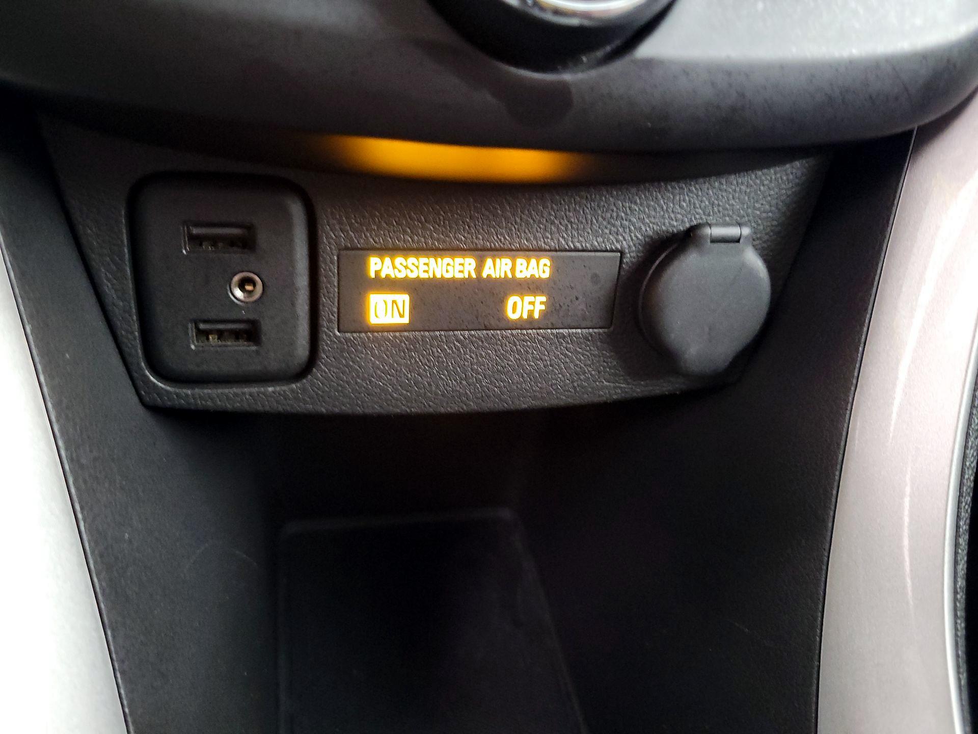 Thumbnail: 2020 Chevrolet Trax - 18