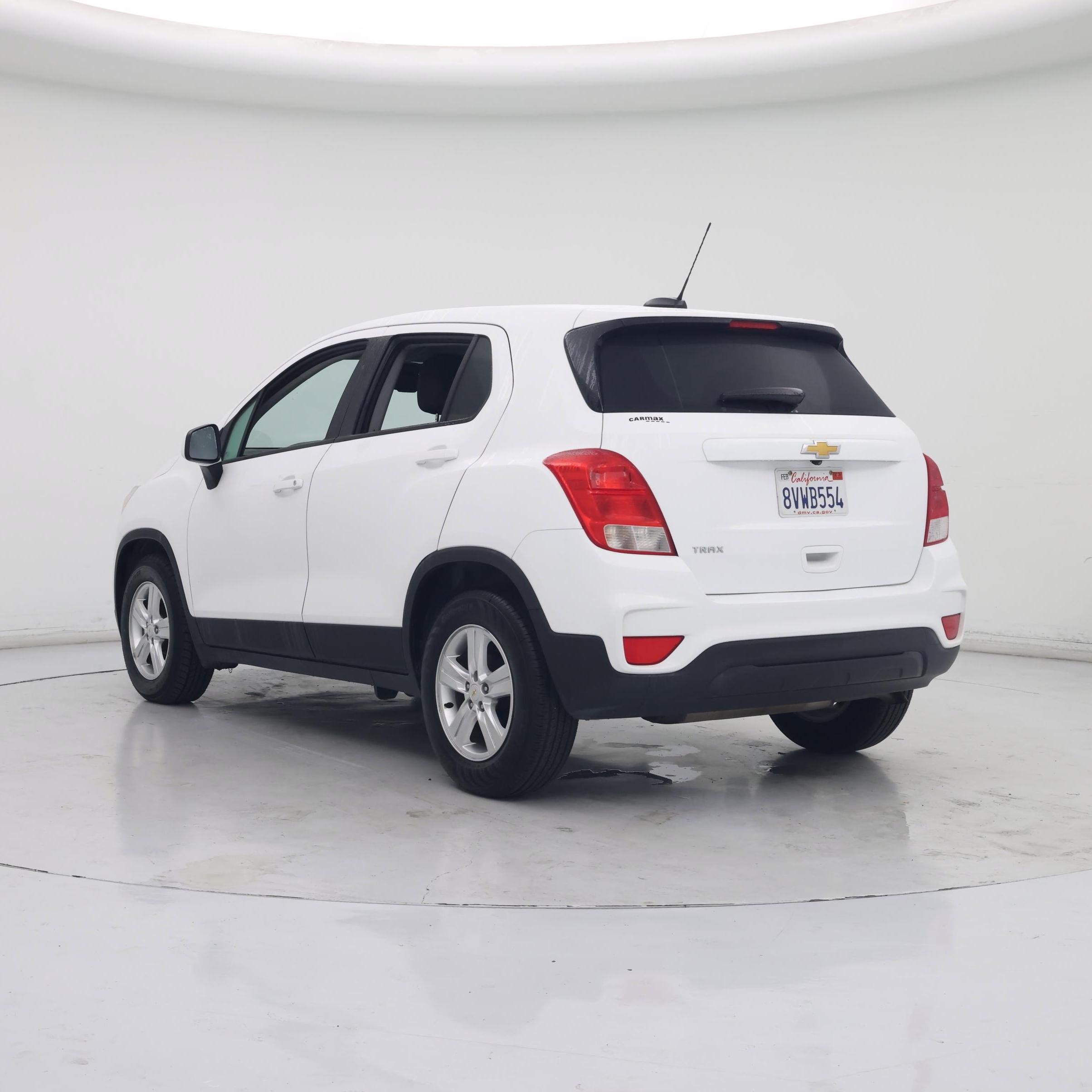 Thumbnail: 2020 Chevrolet Trax - 2