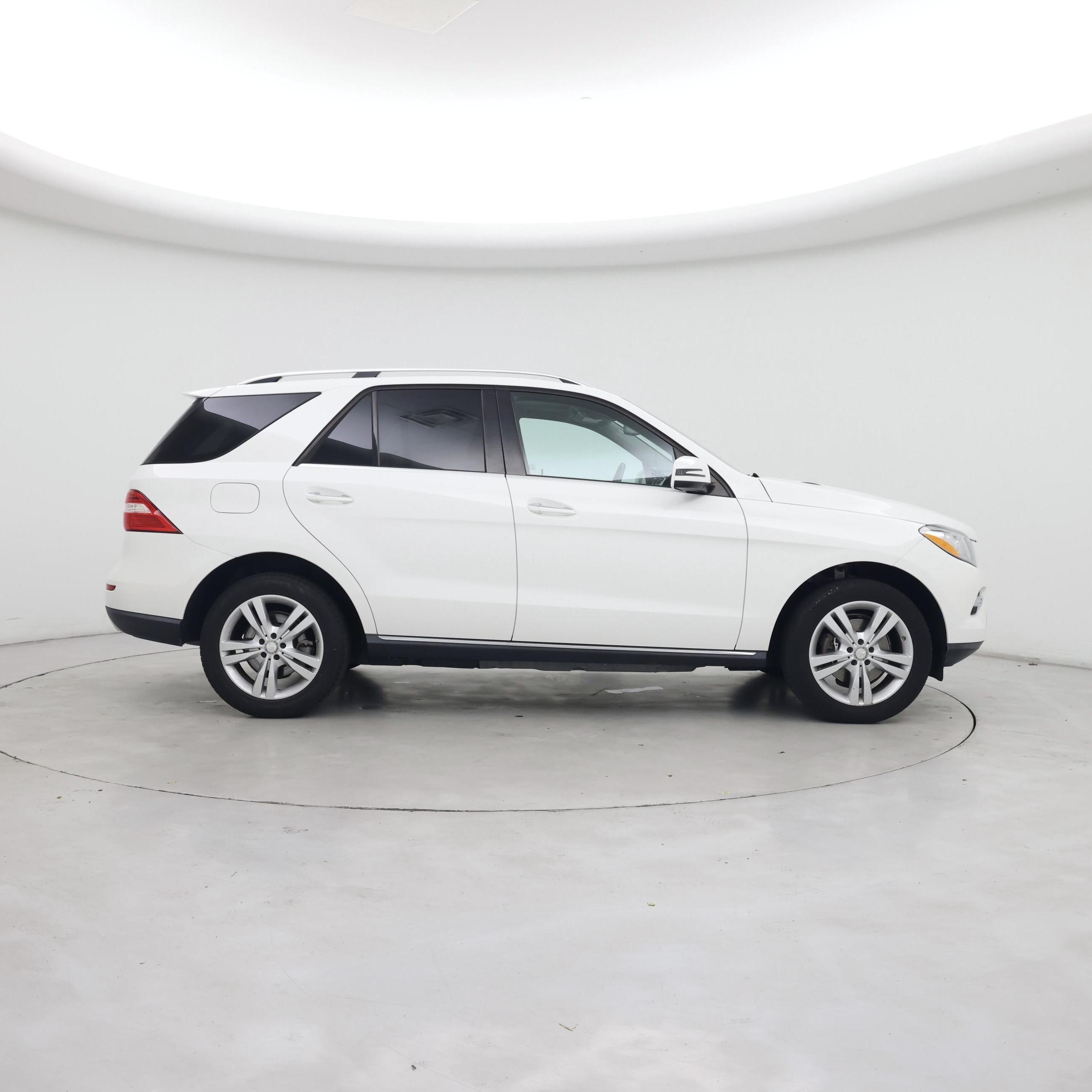 Thumbnail: 2015 Mercedes-Benz M-Class - 7