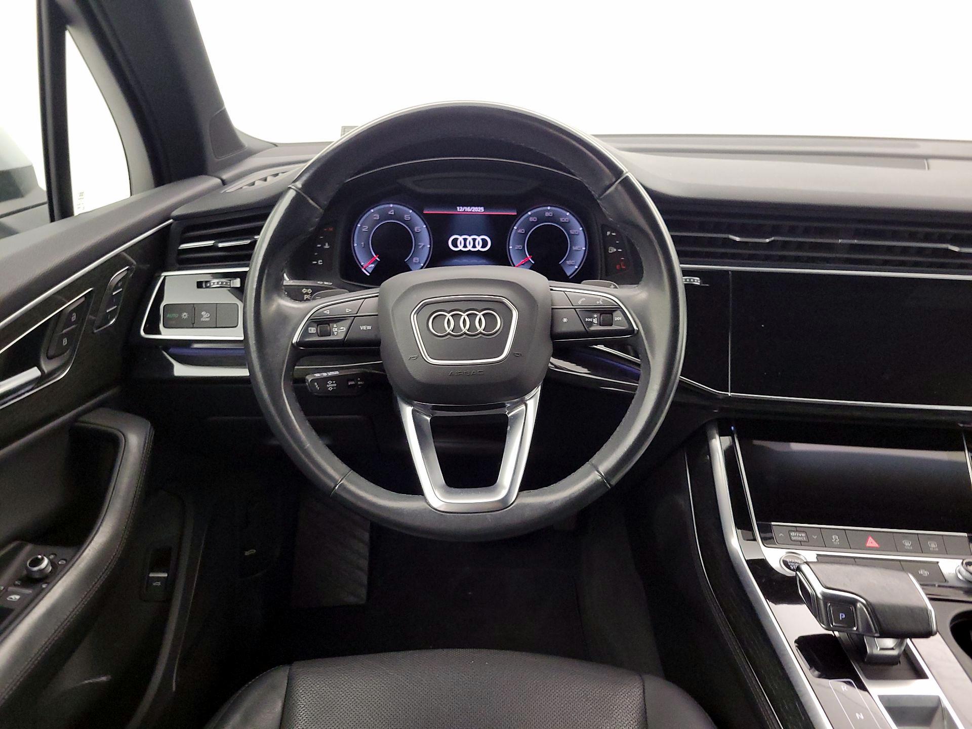 Thumbnail: 2021 Audi Q7 - 10