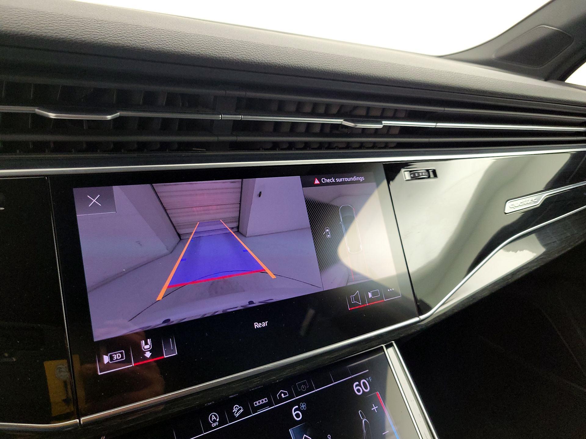 Thumbnail: 2021 Audi Q7 - 14