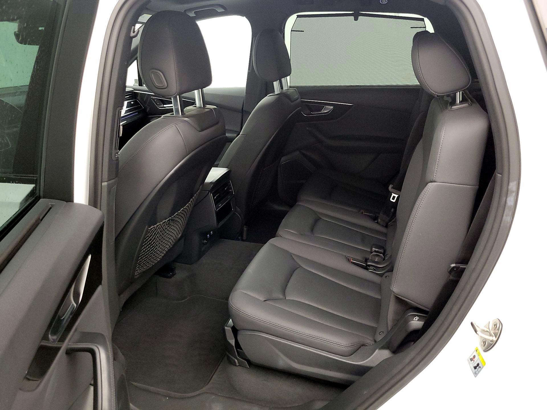 Thumbnail: 2021 Audi Q7 - 19