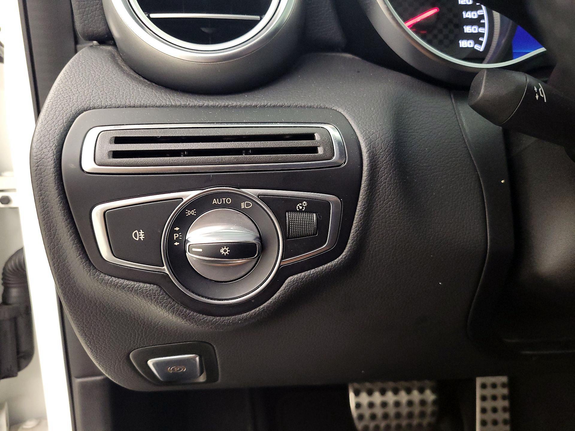 Thumbnail: 2019 Mercedes-Benz C-Class - 13