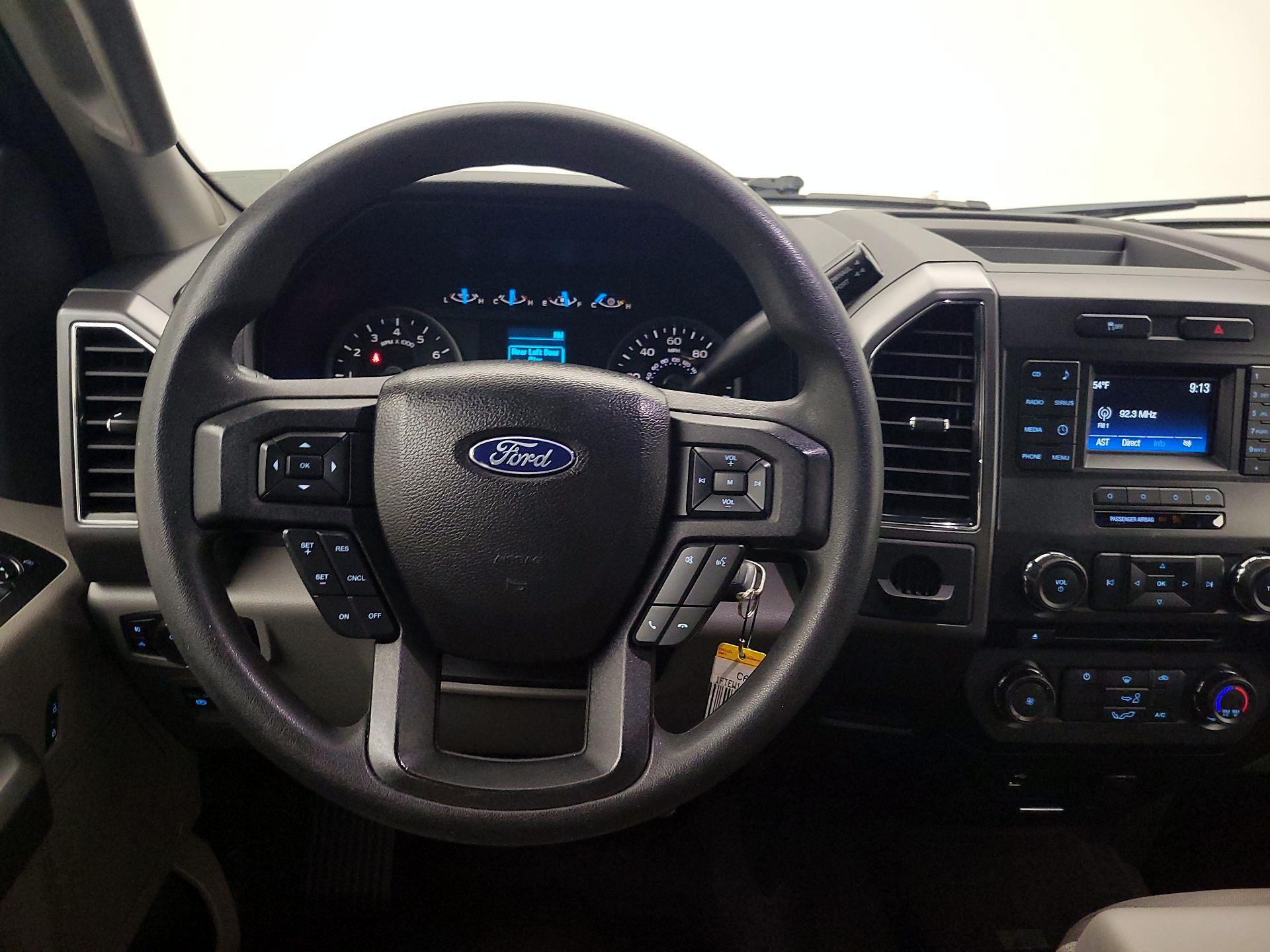 Thumbnail: 2017 Ford F-150 - 10