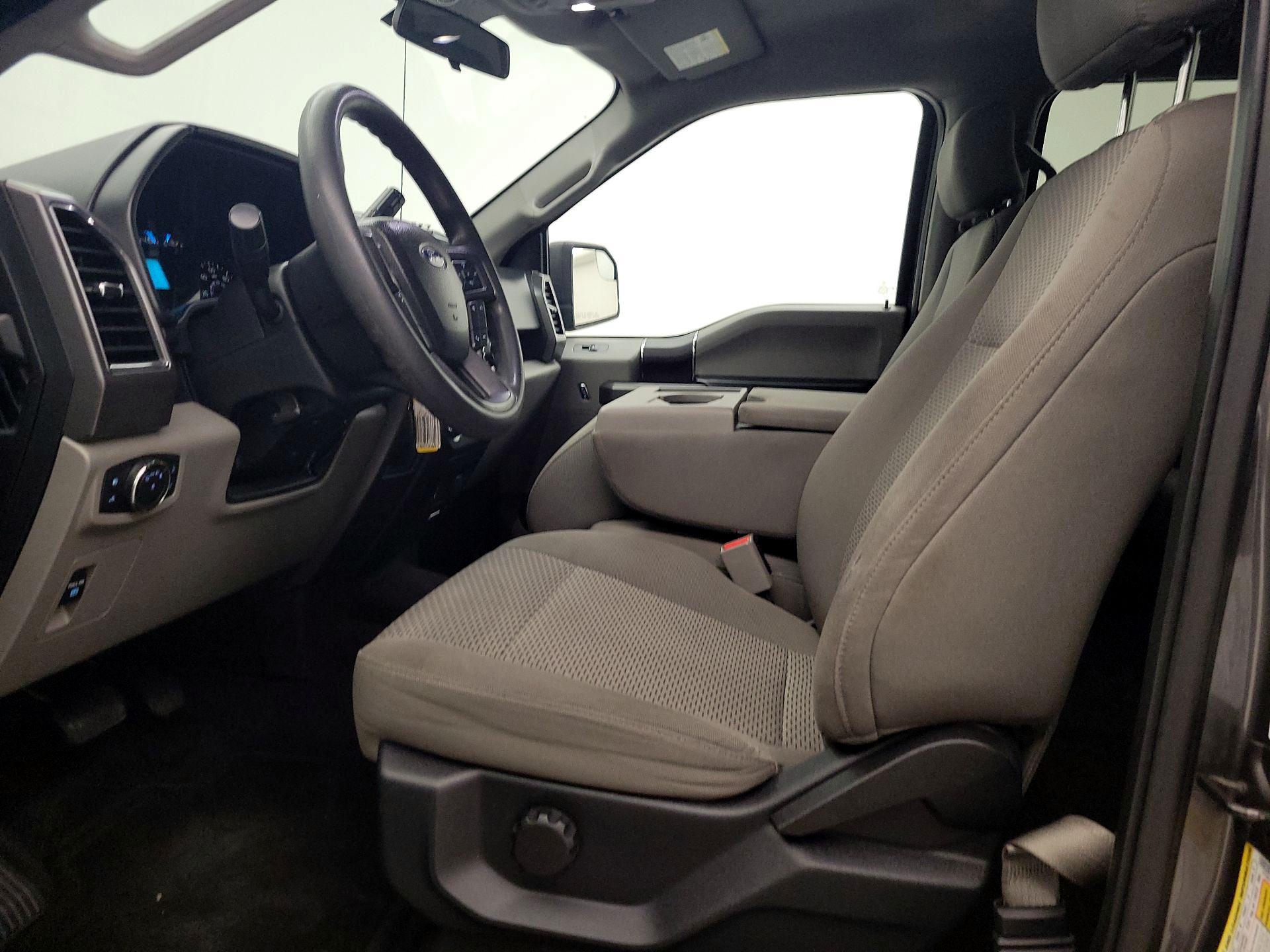 Thumbnail: 2017 Ford F-150 - 11