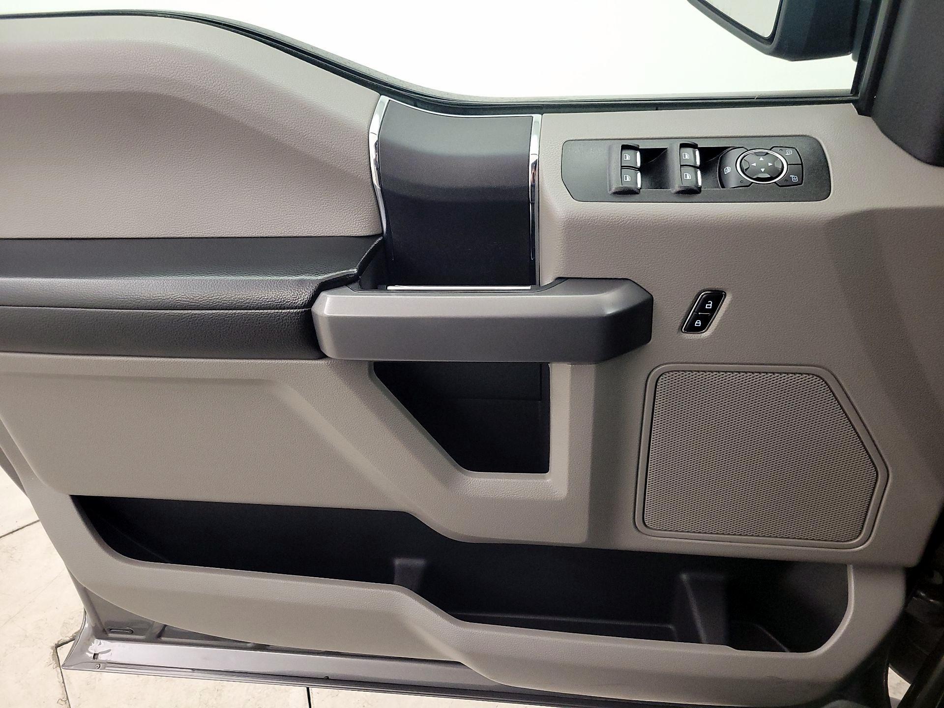 Thumbnail: 2017 Ford F-150 - 12