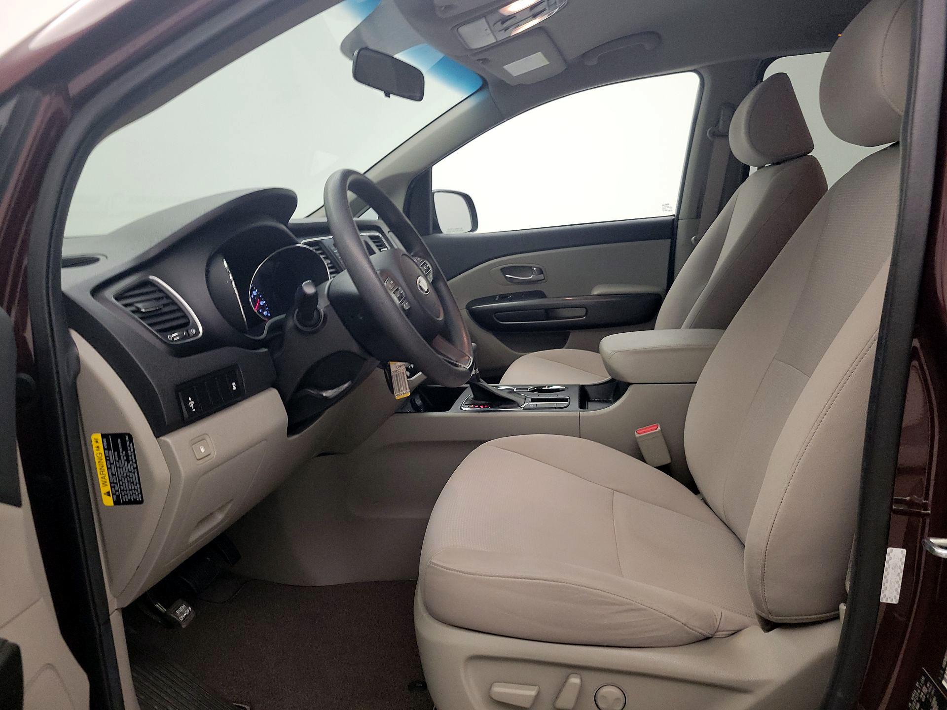 Thumbnail: 2019 Kia Sedona - 11