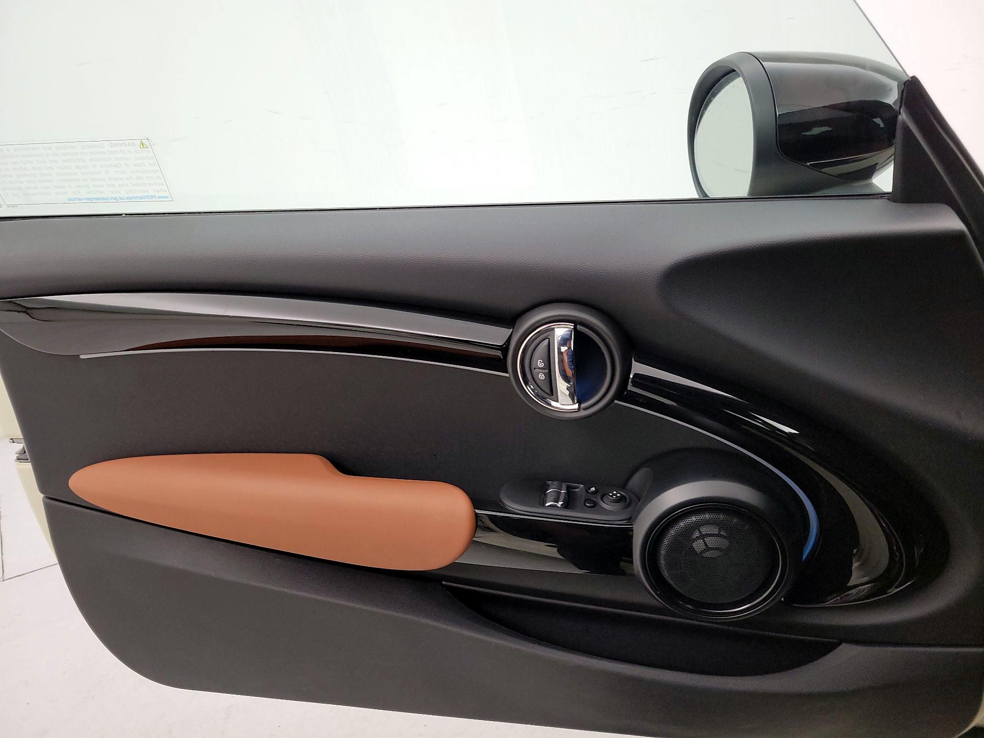 Thumbnail: 2023 MINI Cooper Hardtop - 12