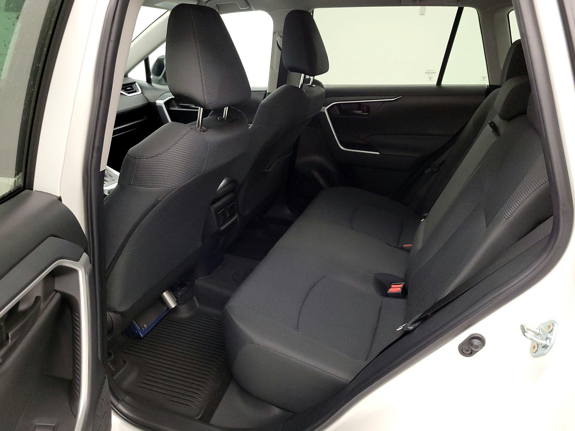 Thumbnail: 2024 Toyota RAV4 - 19