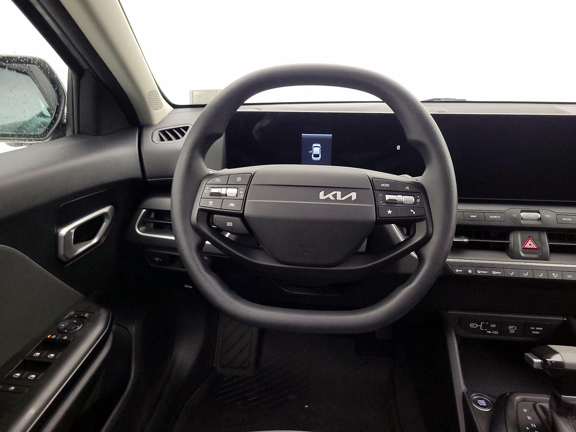 Thumbnail: 2025 Kia K4 - 10