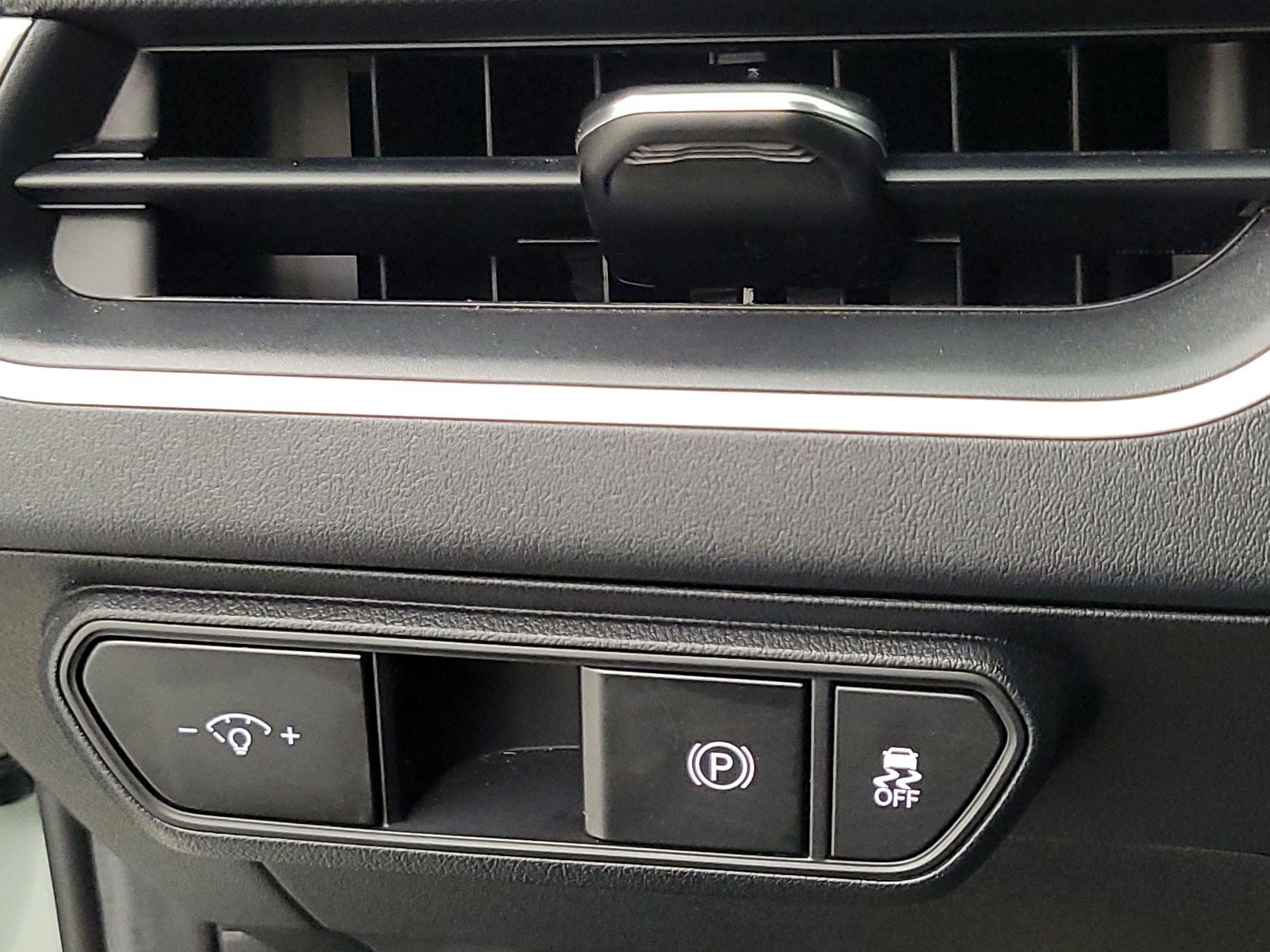 Thumbnail: 2025 Kia K4 - 13