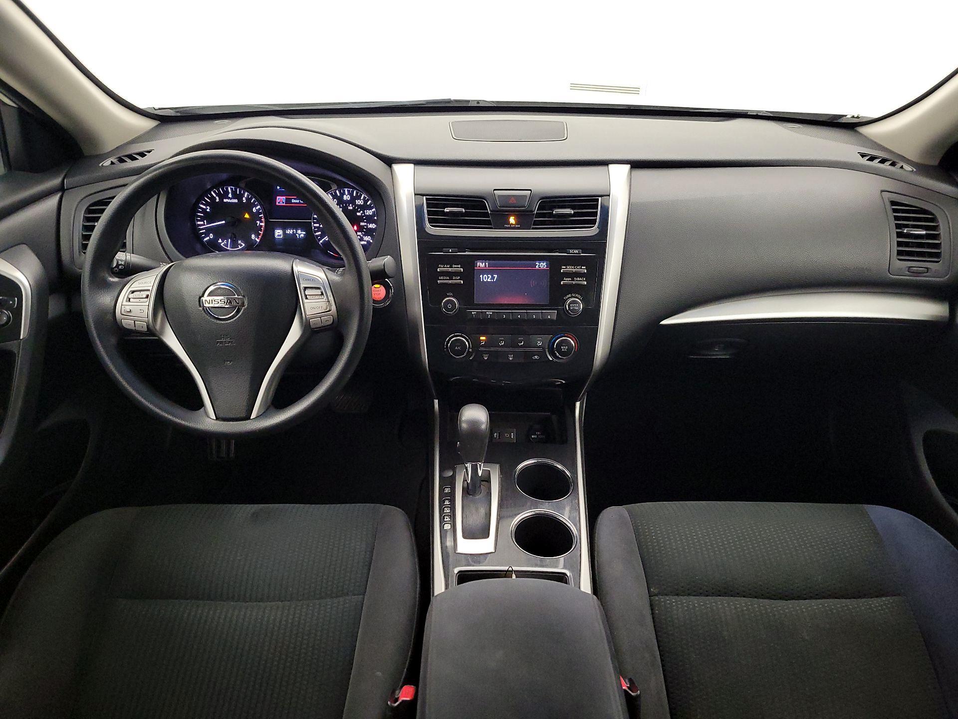 Thumbnail: 2014 Nissan Altima - 9