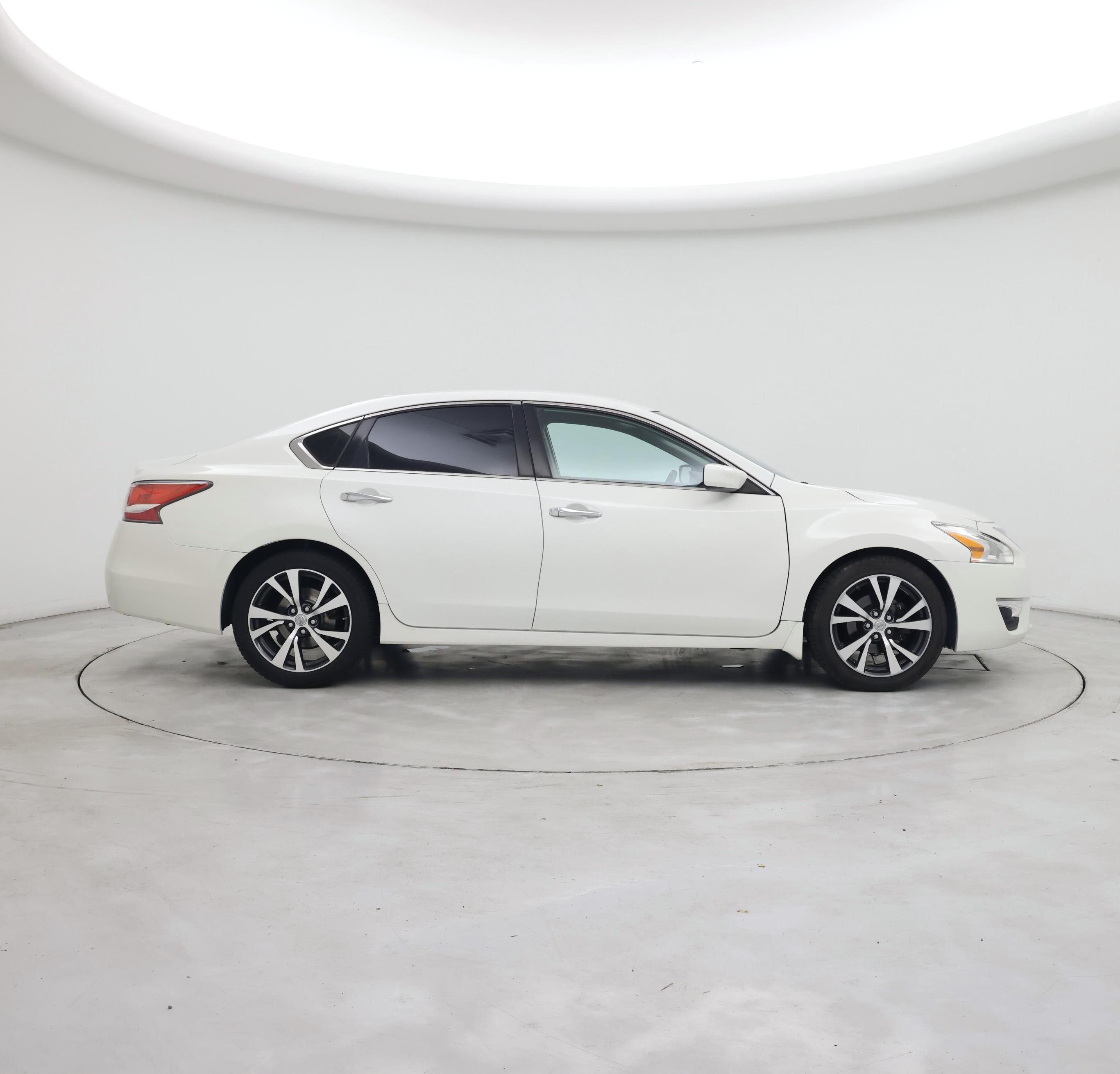 Thumbnail: 2014 Nissan Altima - 7