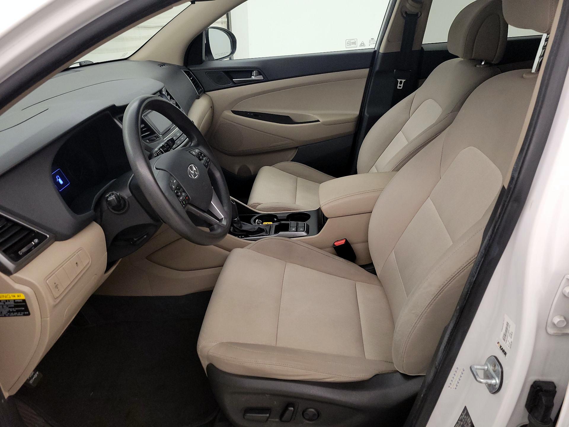 Thumbnail: 2017 Hyundai Tucson - 11