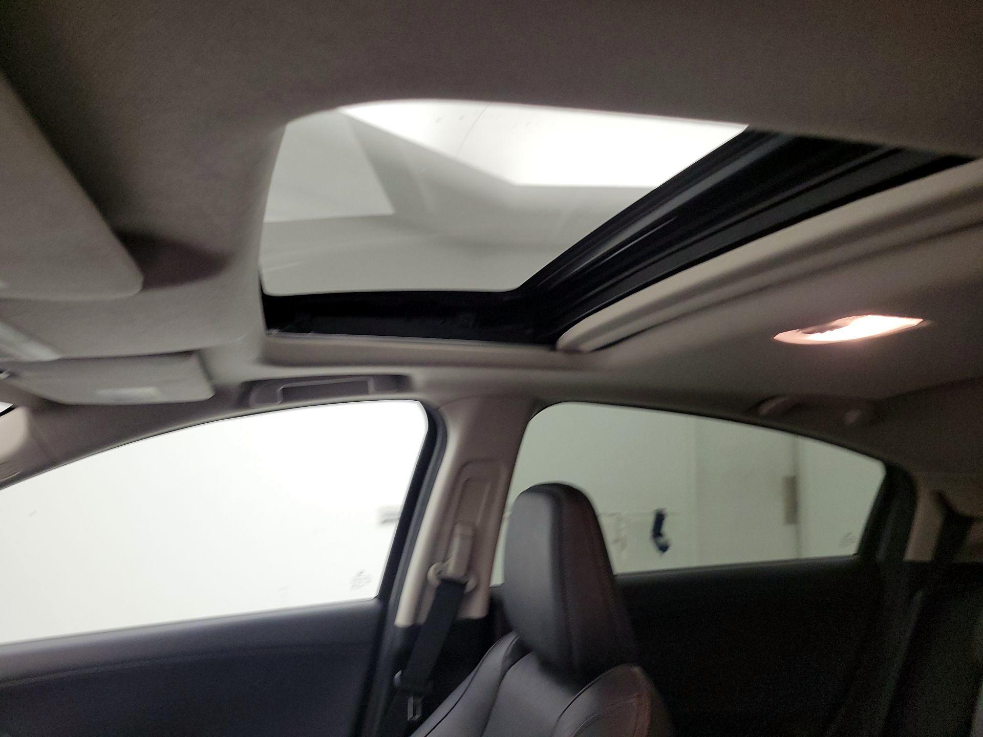 Thumbnail: 2019 Honda HR-V - 19