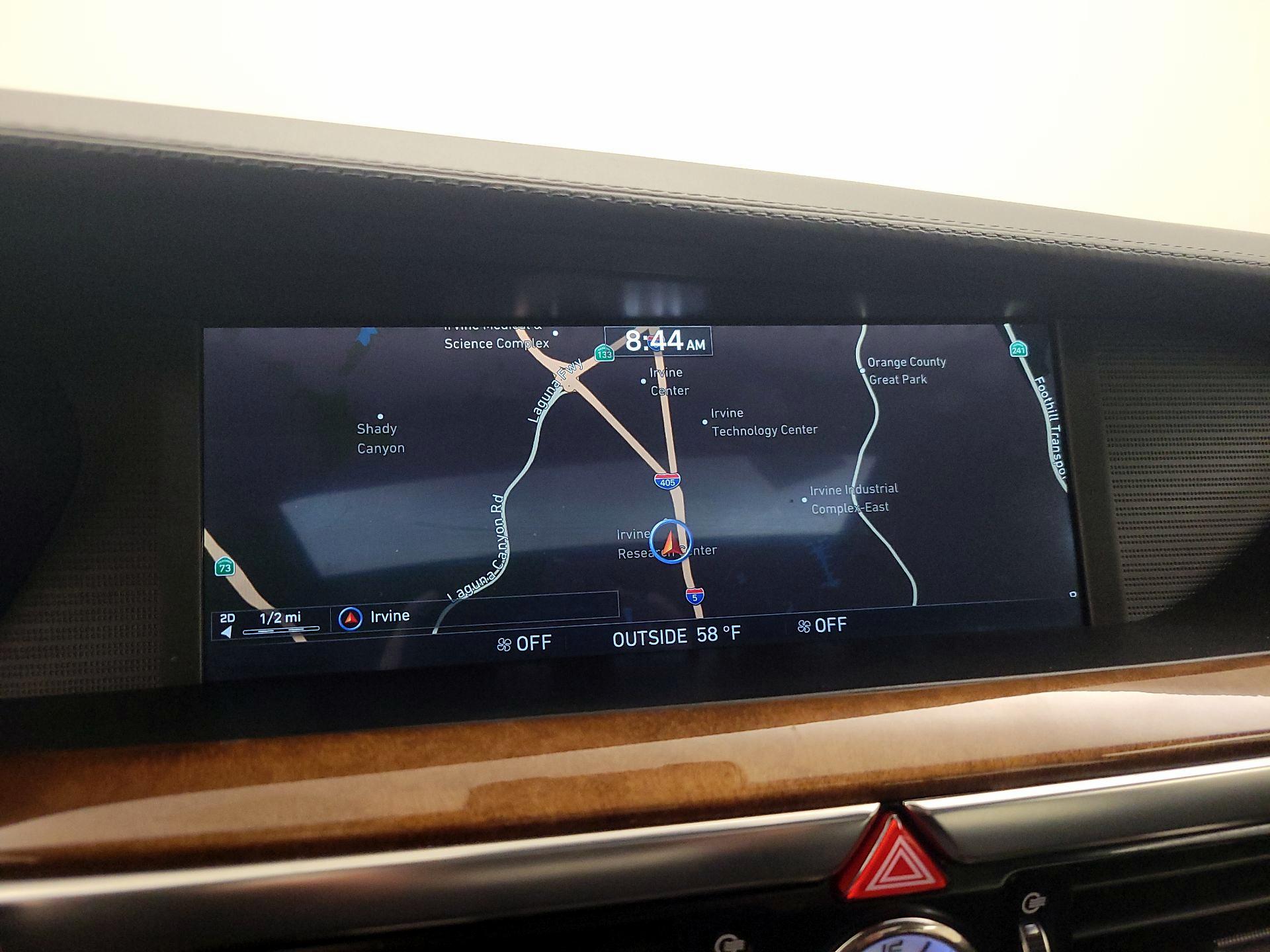 Thumbnail: 2017 Genesis G90 - 14