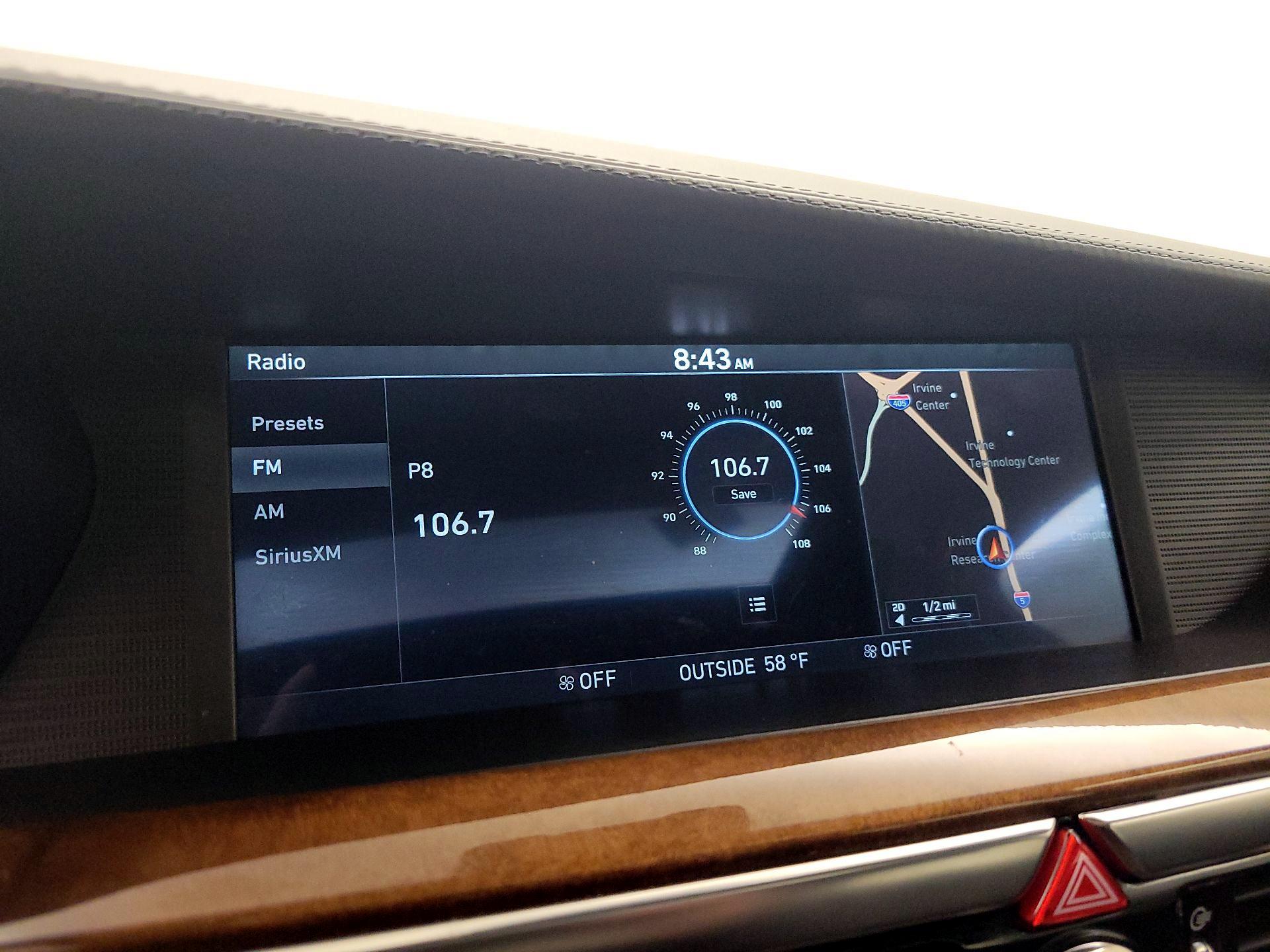 Thumbnail: 2017 Genesis G90 - 16