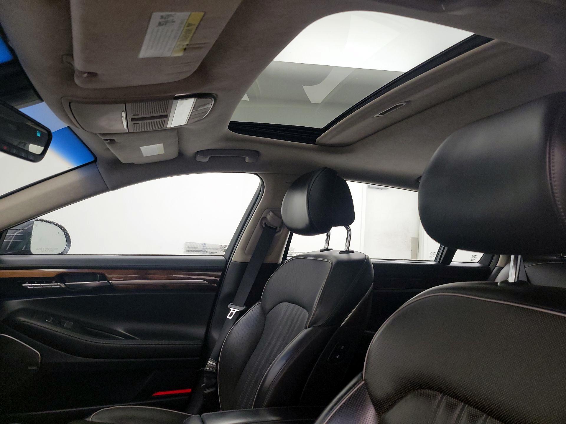 Thumbnail: 2017 Genesis G90 - 20