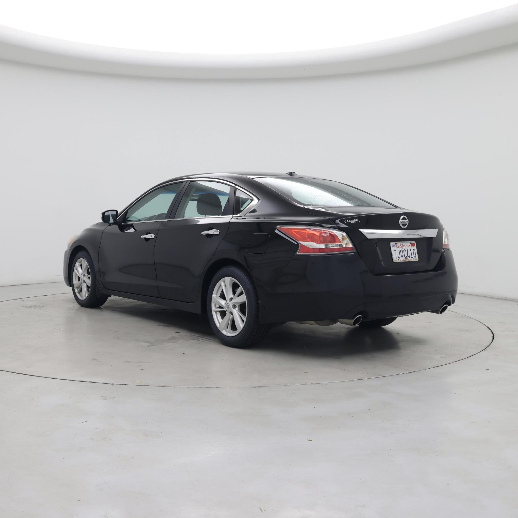 Thumbnail: 2015 Nissan Altima - 2