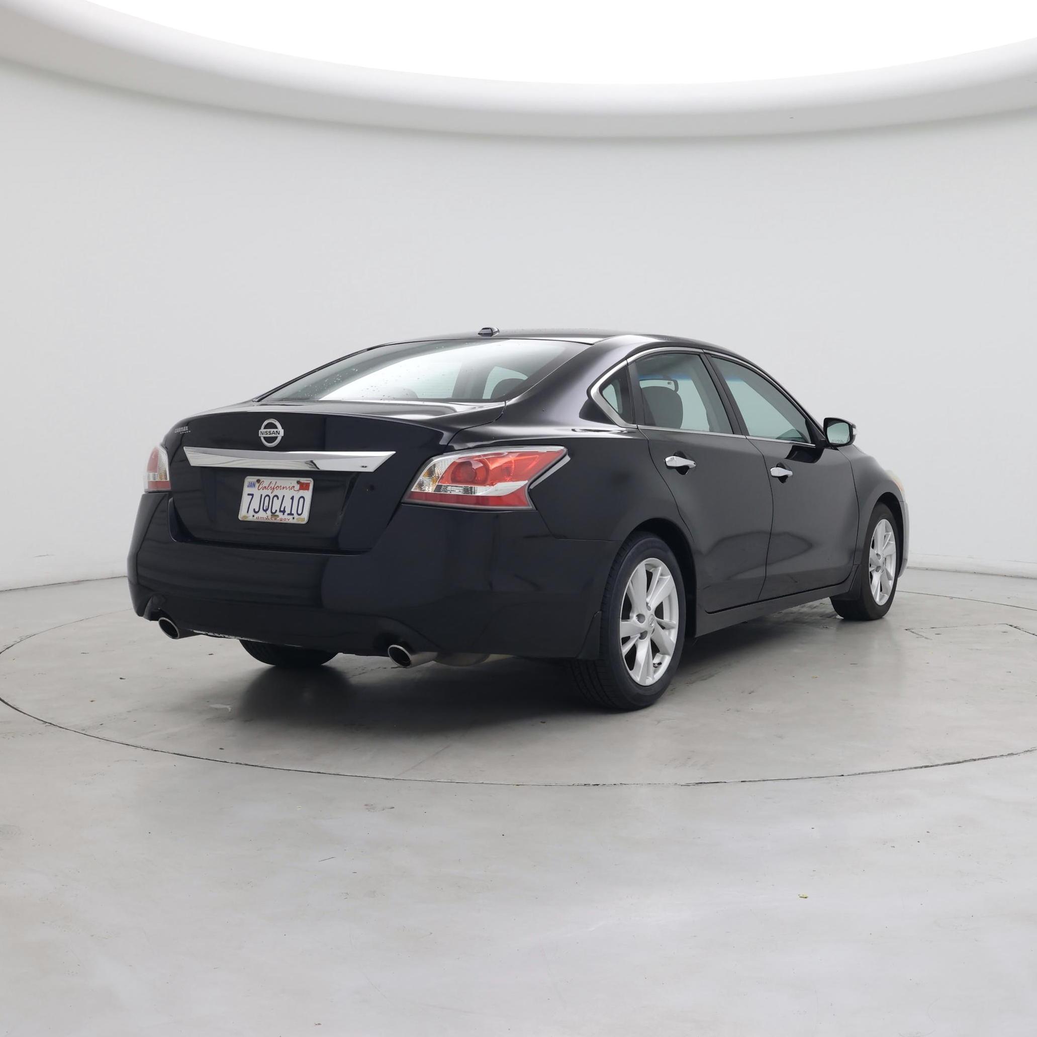 Thumbnail: 2015 Nissan Altima - 8