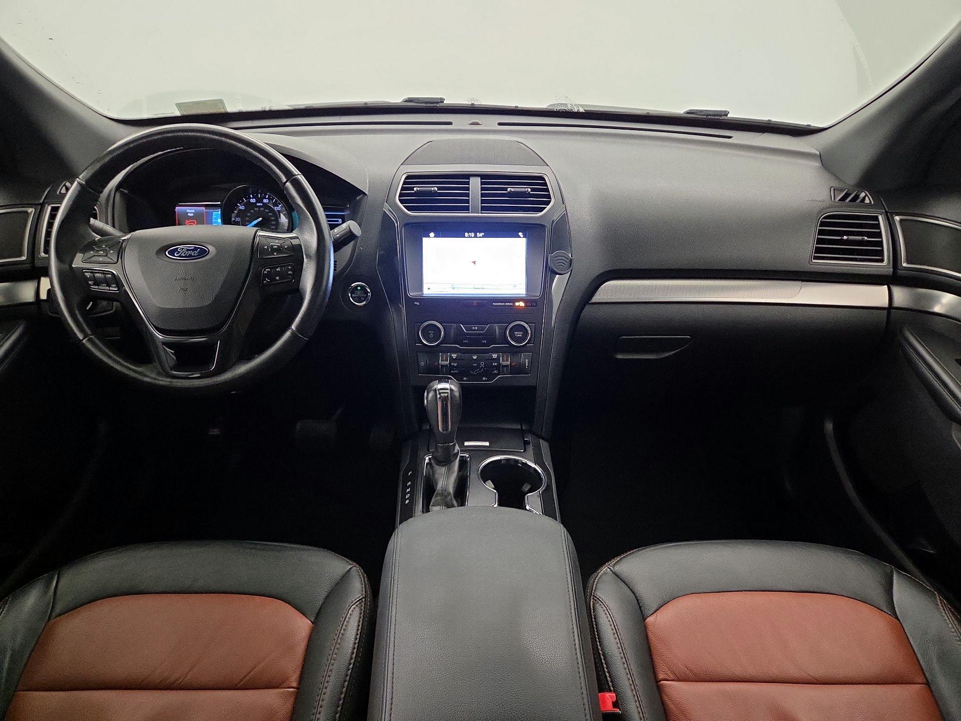 Thumbnail: 2019 Ford Explorer - 9