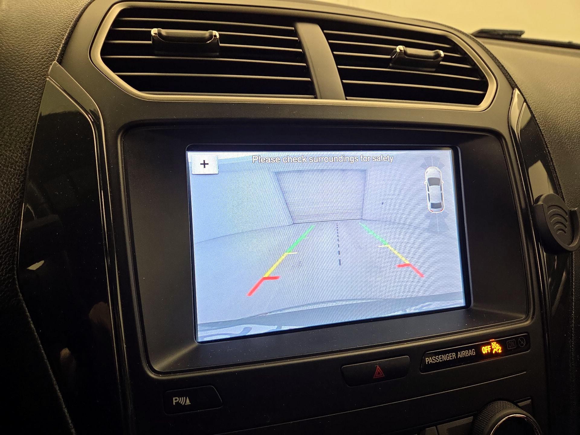 Thumbnail: 2019 Ford Explorer - 15