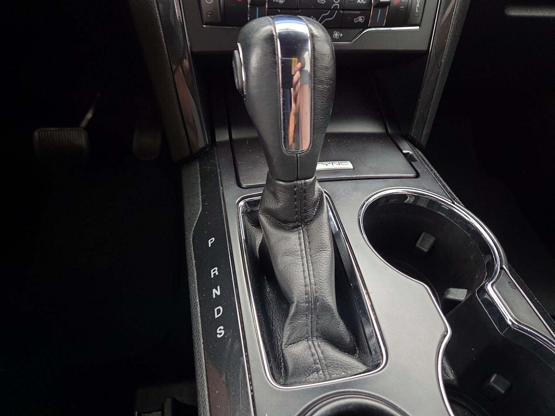 Thumbnail: 2019 Ford Explorer - 18