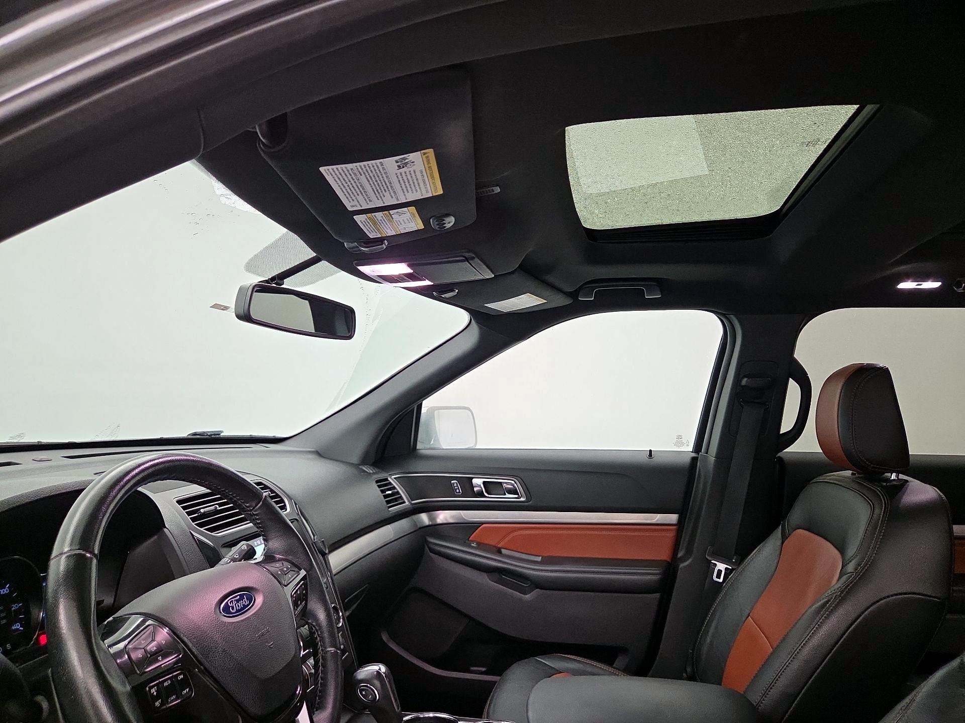 Thumbnail: 2019 Ford Explorer - 20