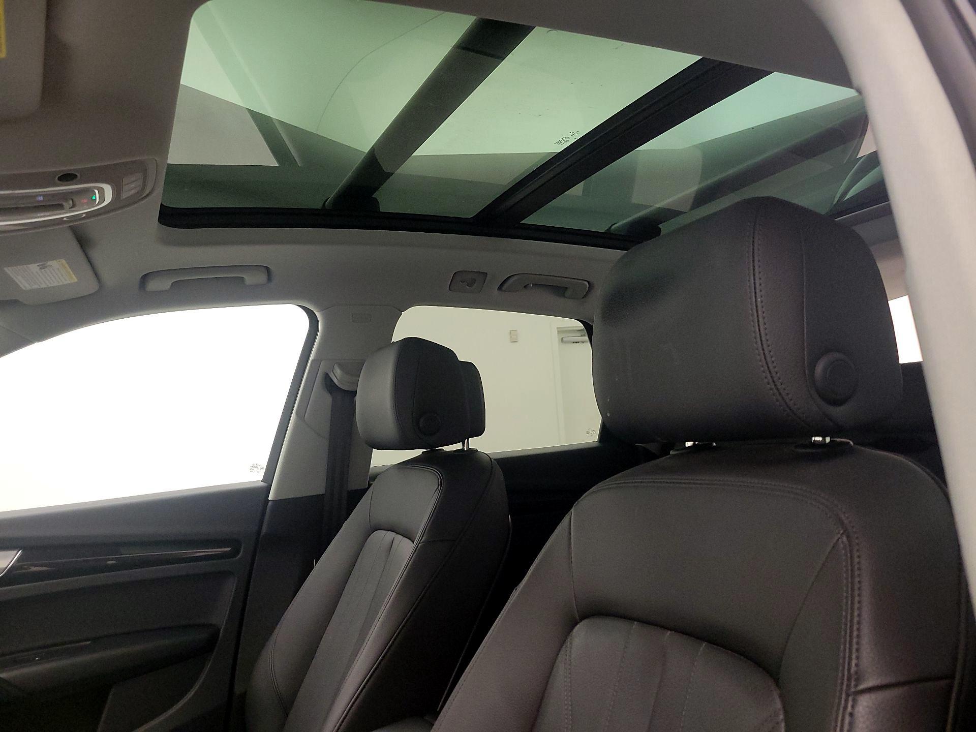 Thumbnail: 2020 Audi Q5 - 19