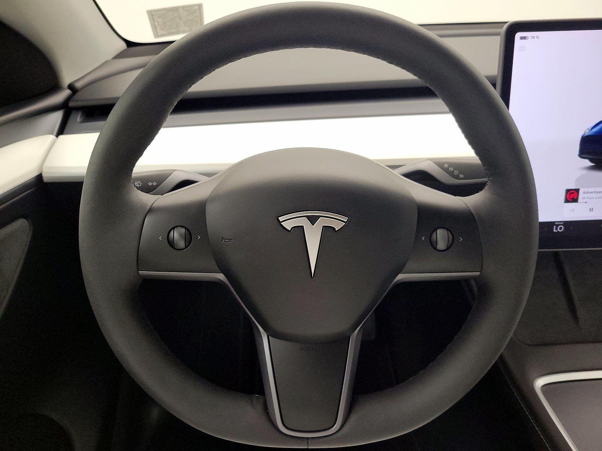 Thumbnail: 2023 Tesla Model Y - 10