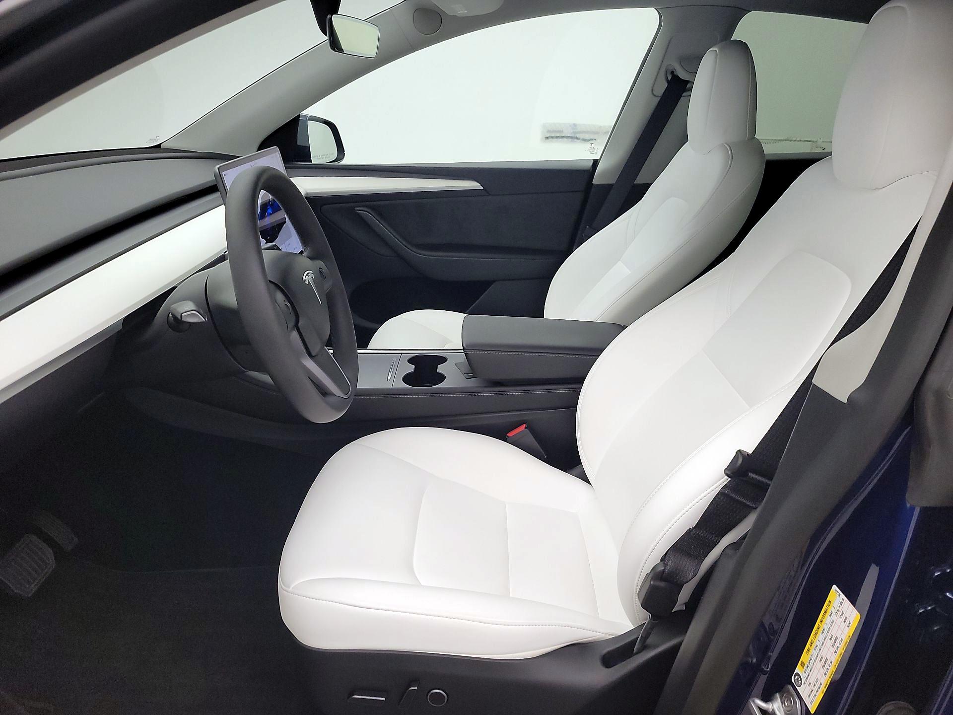 Thumbnail: 2023 Tesla Model Y - 11