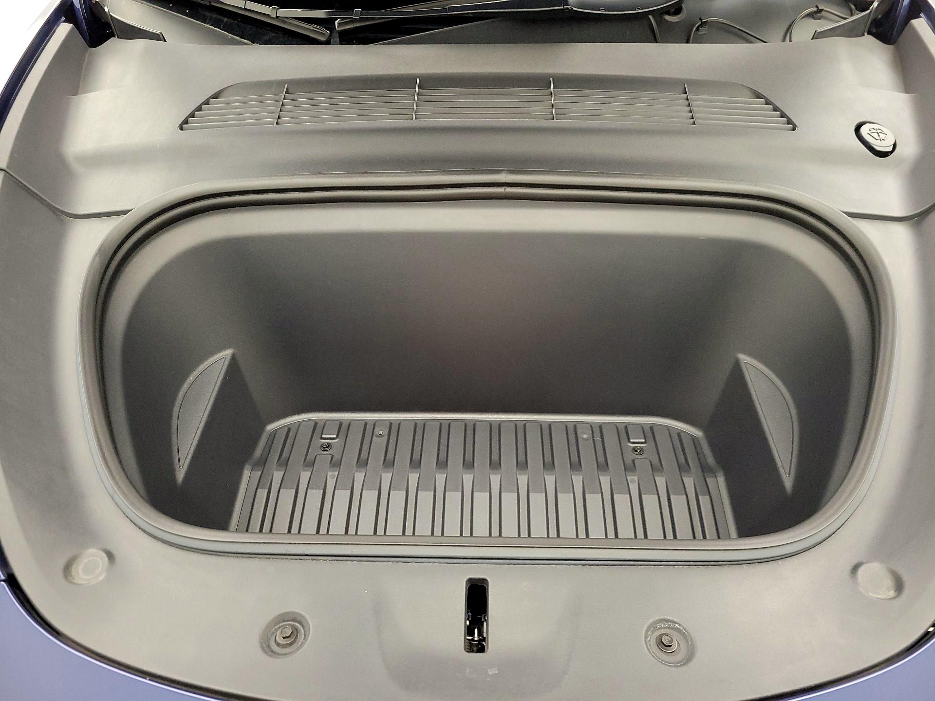 Thumbnail: 2023 Tesla Model Y - 20