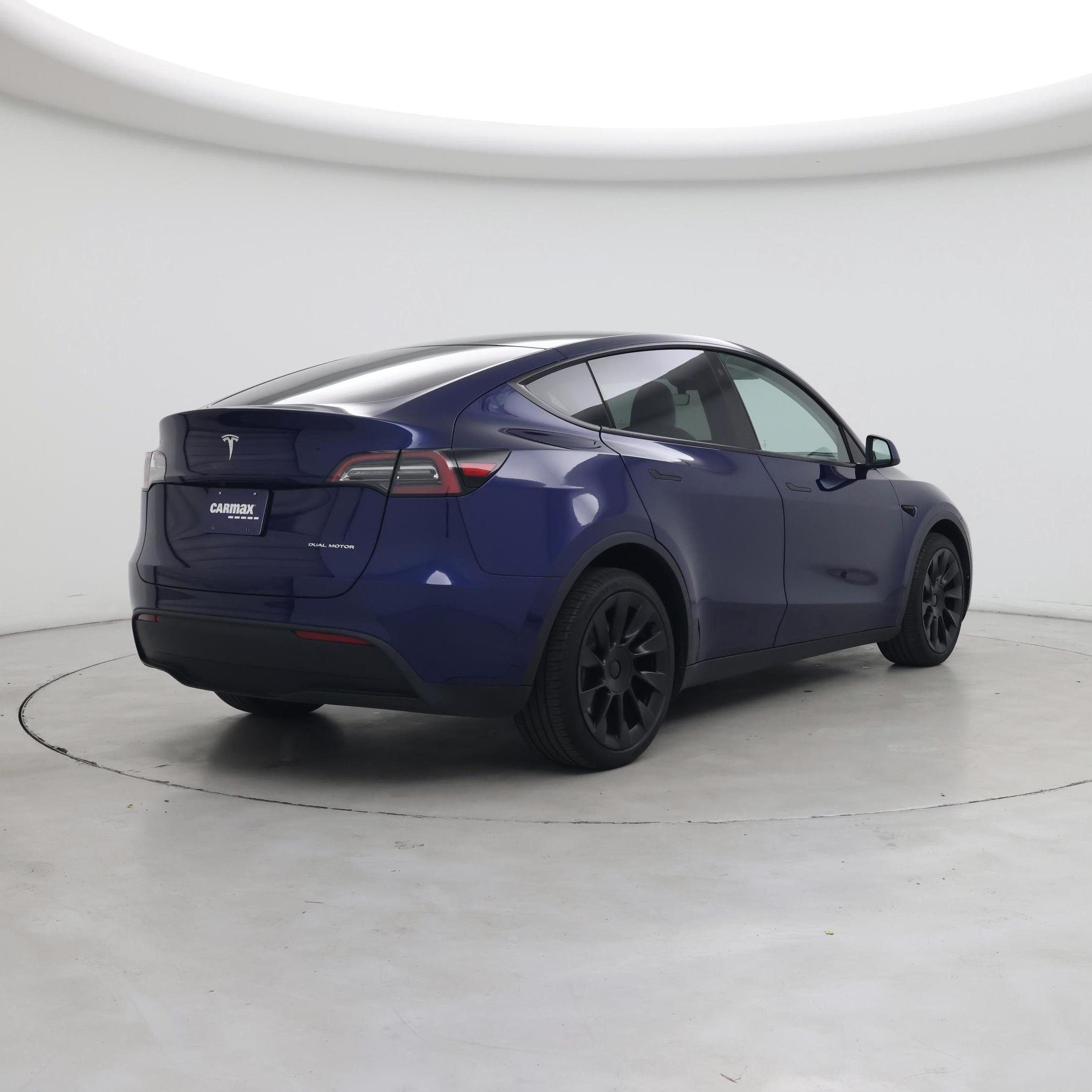 Thumbnail: 2023 Tesla Model Y - 8
