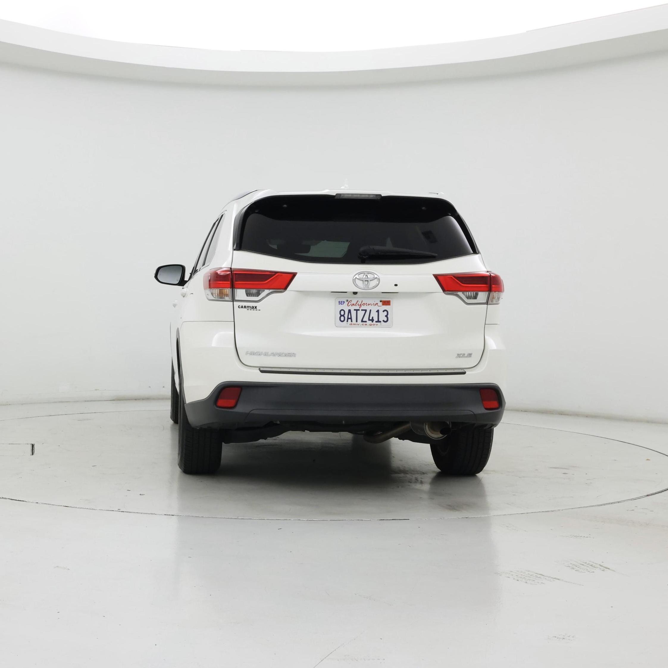 Thumbnail: 2017 Toyota Highlander - 6