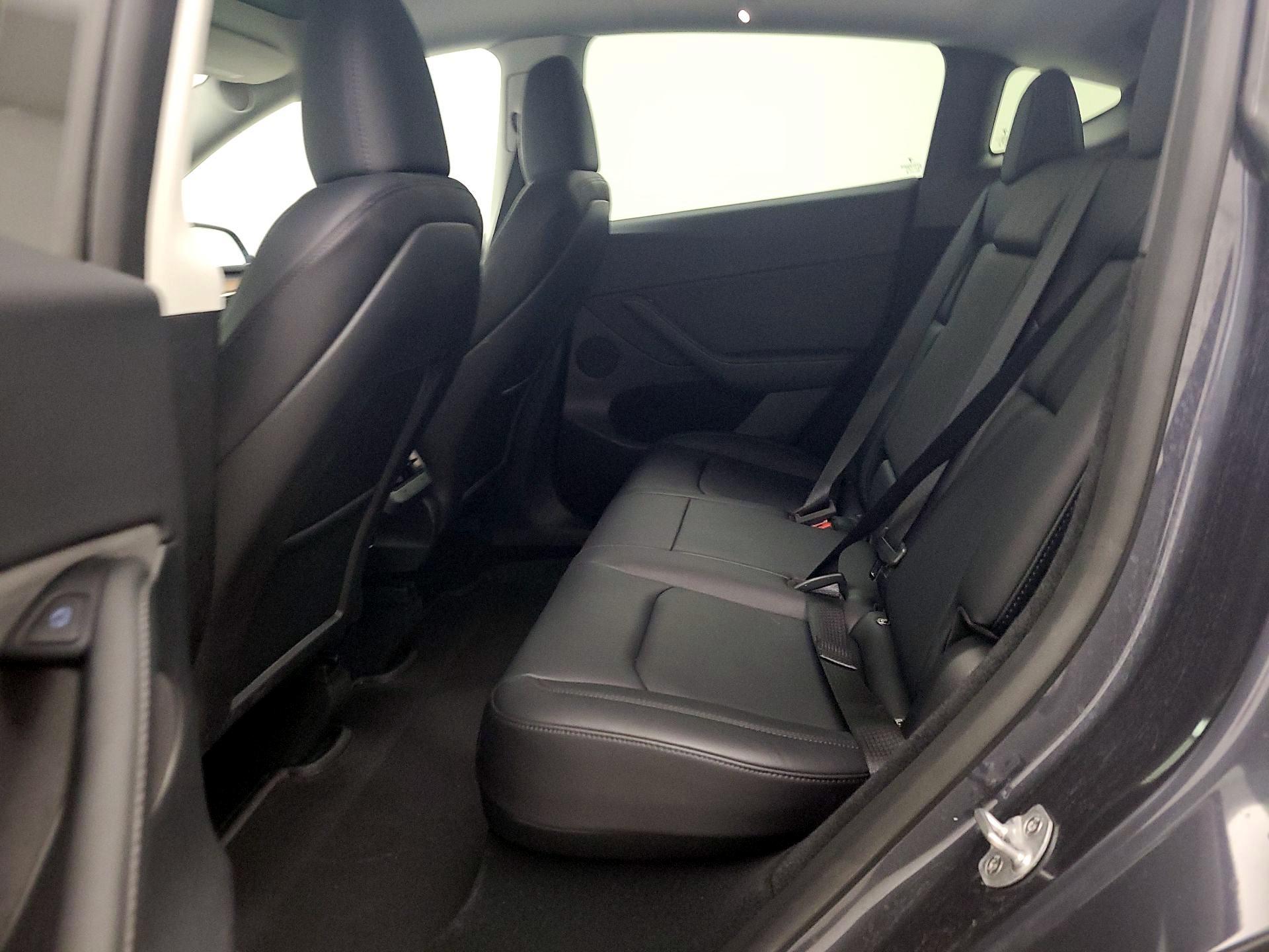 Thumbnail: 2023 Tesla Model Y - 18