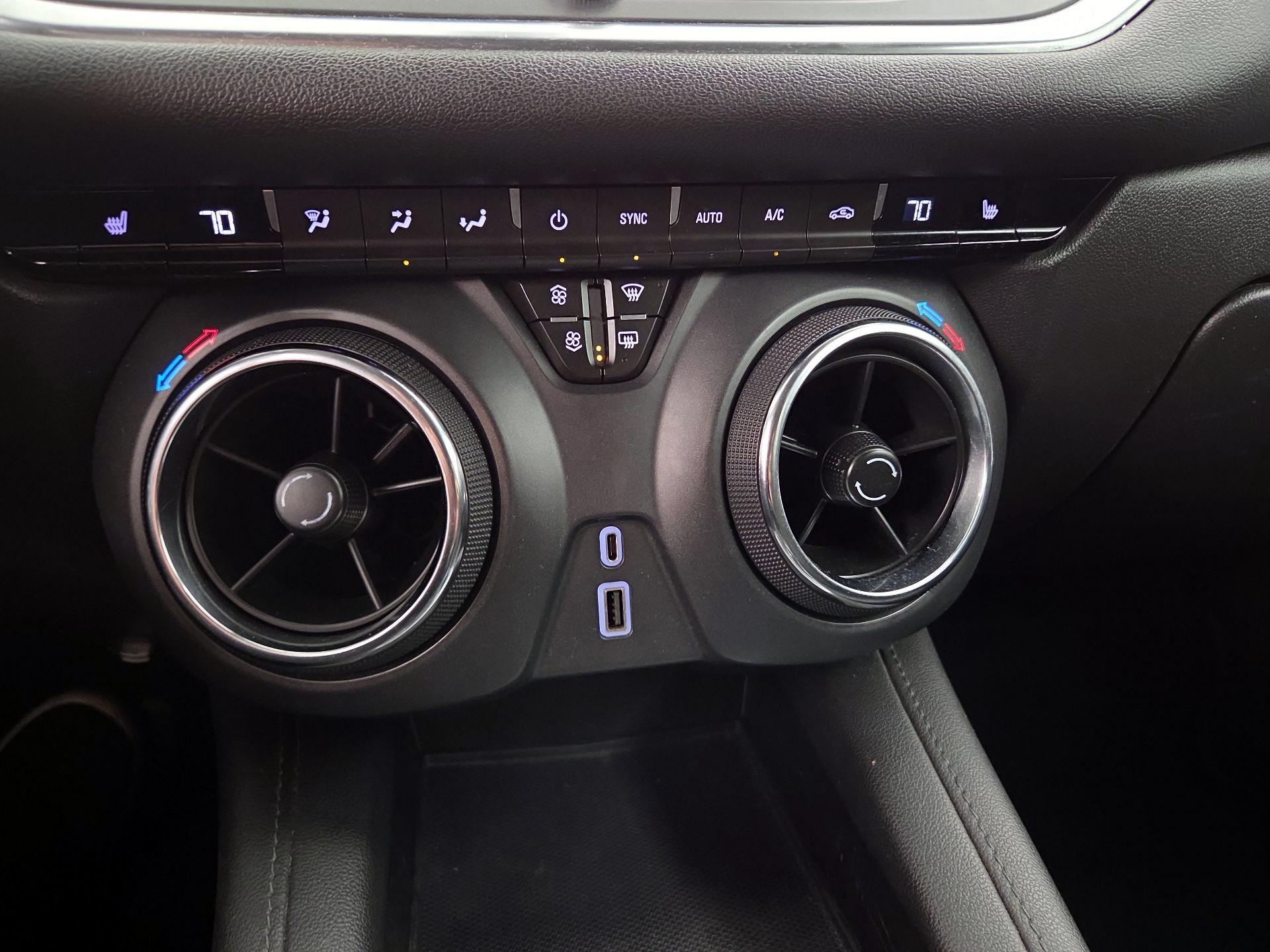 Thumbnail: 2020 Chevrolet Blazer - 16