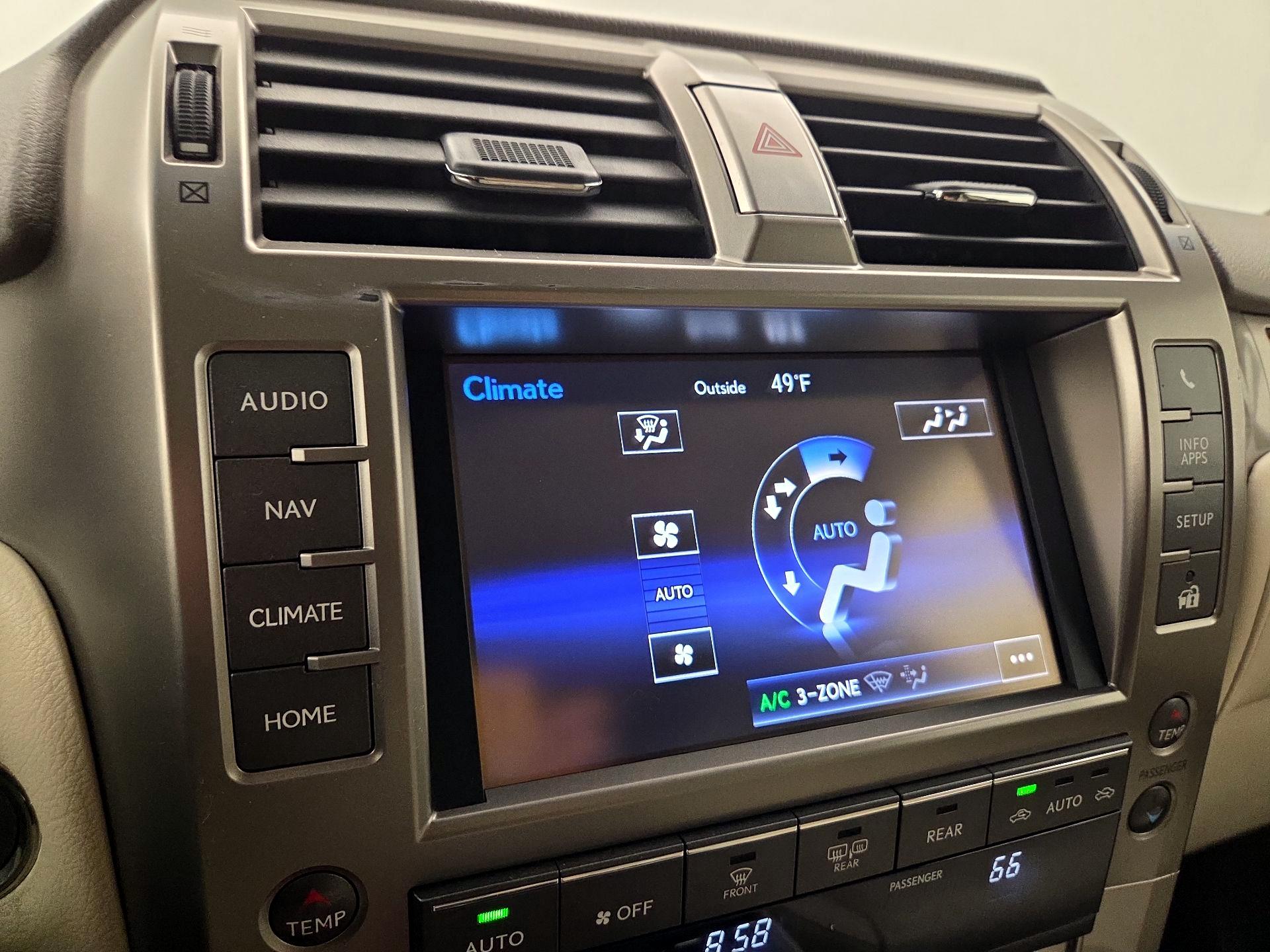 Thumbnail: 2016 Lexus GX - 17