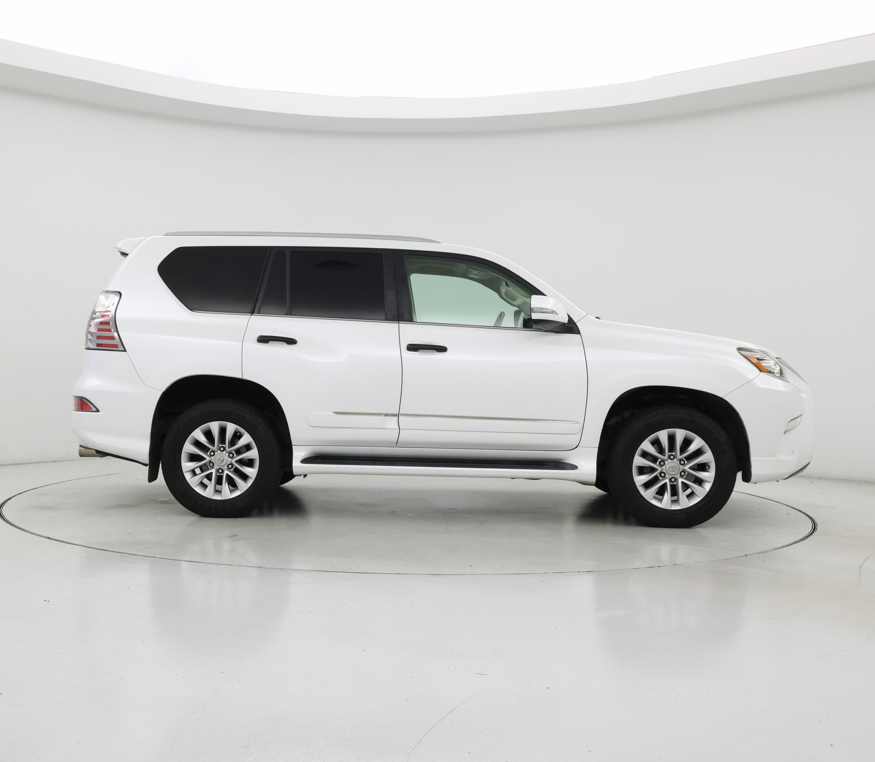 Thumbnail: 2016 Lexus GX - 7