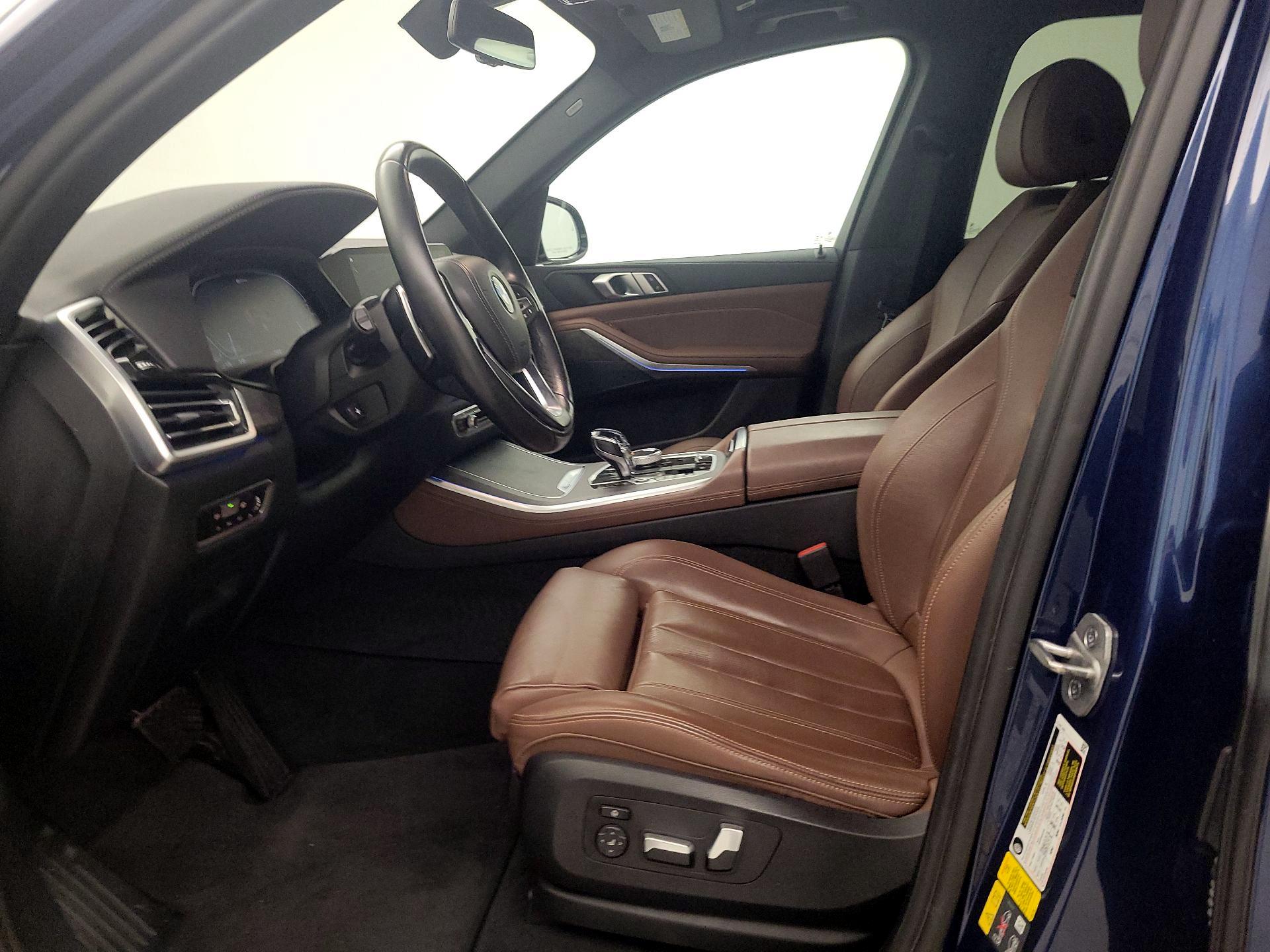 Thumbnail: 2022 BMW X5 - 11