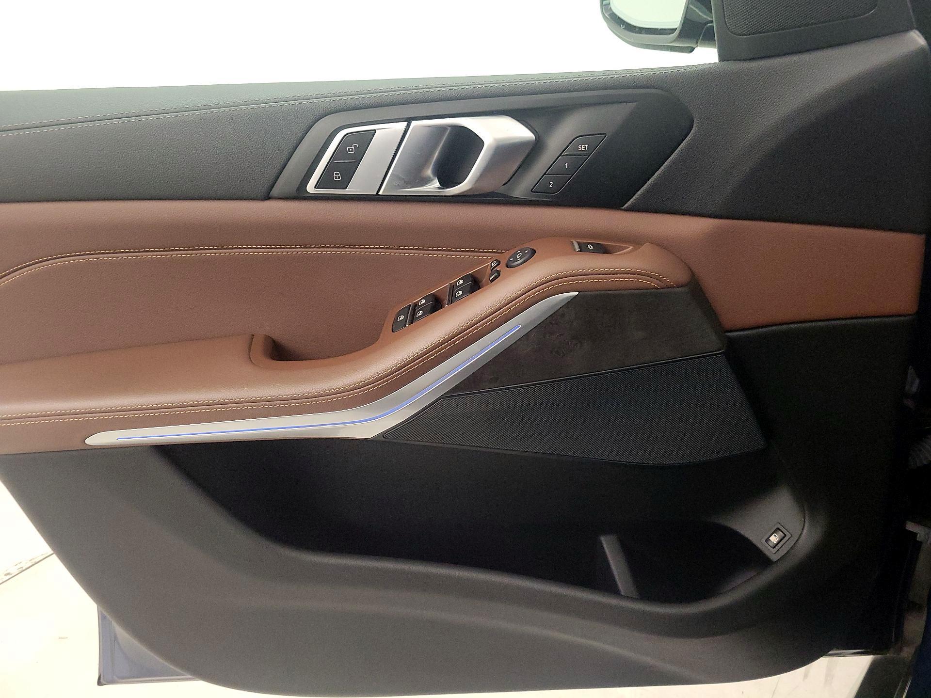 Thumbnail: 2022 BMW X5 - 12