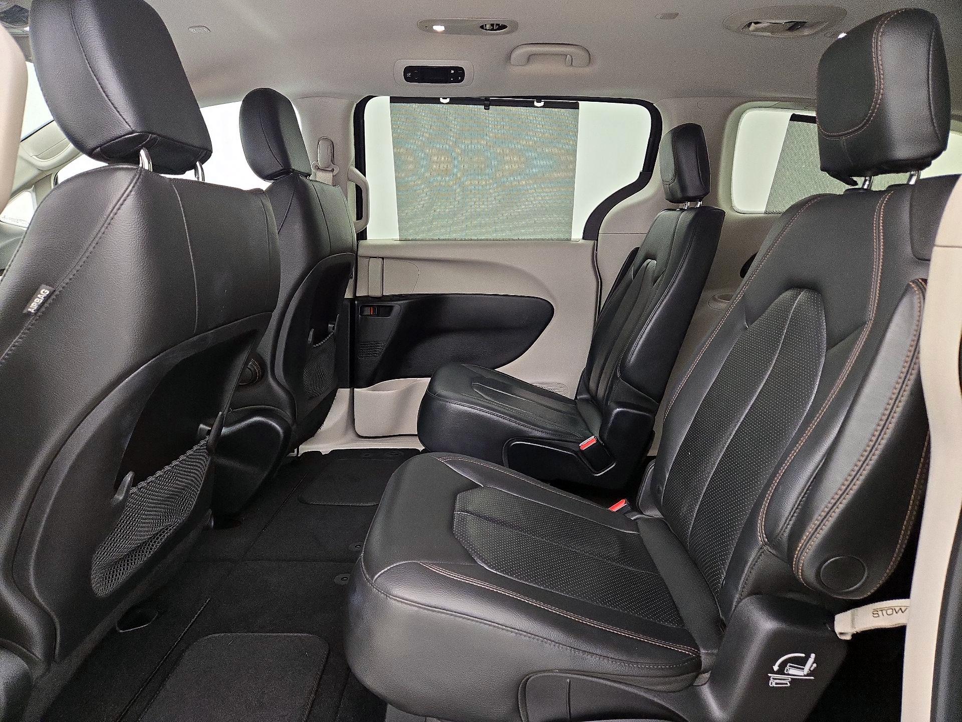 Thumbnail: 2019 Chrysler Pacifica - 19