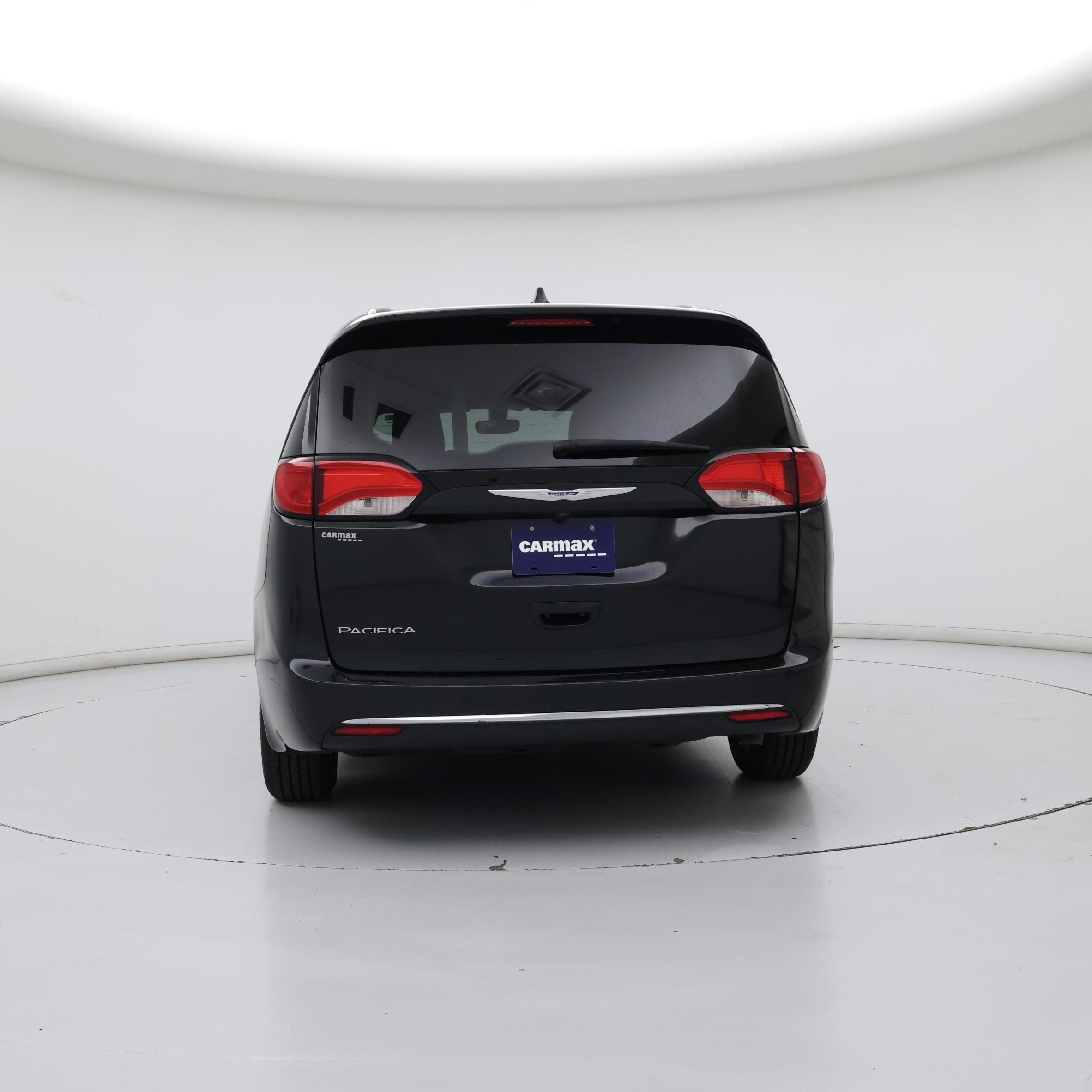 Thumbnail: 2019 Chrysler Pacifica - 6