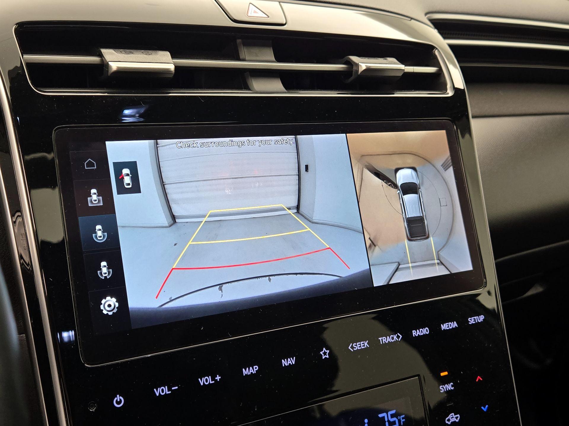 Thumbnail: 2022 Hyundai Santa Cruz - 15