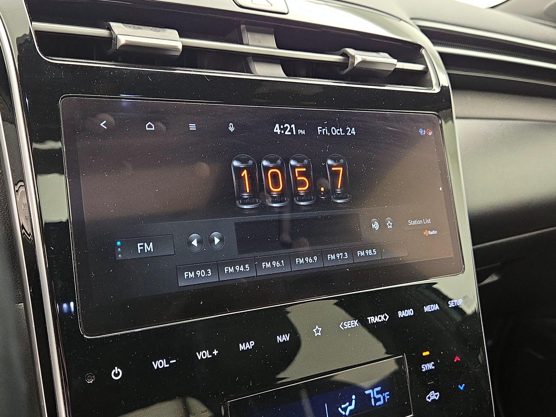 Thumbnail: 2022 Hyundai Santa Cruz - 16