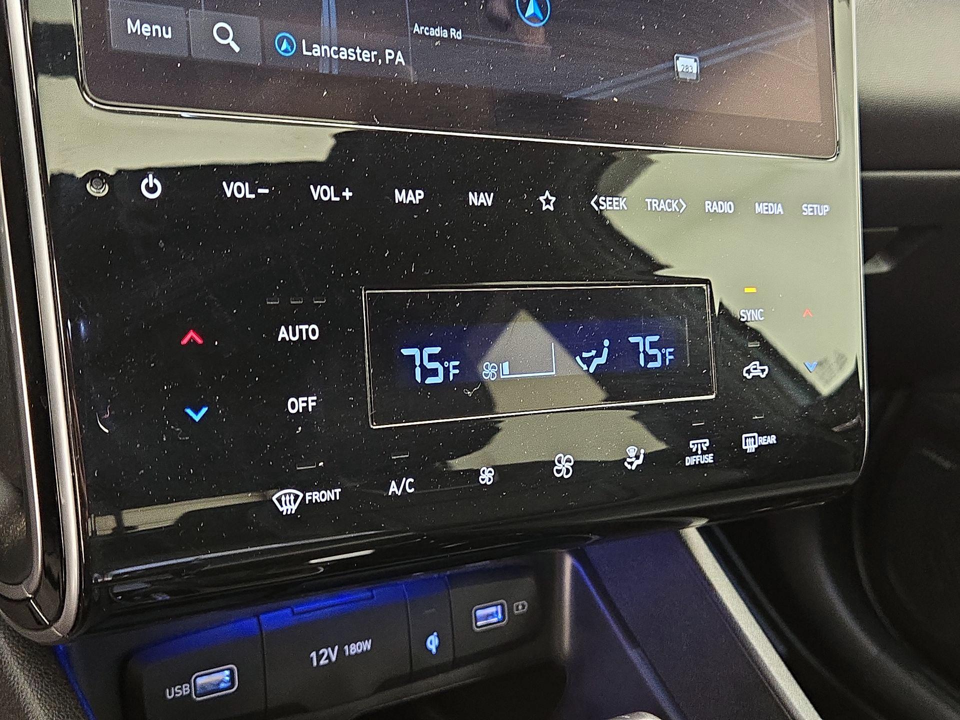 Thumbnail: 2022 Hyundai Santa Cruz - 17