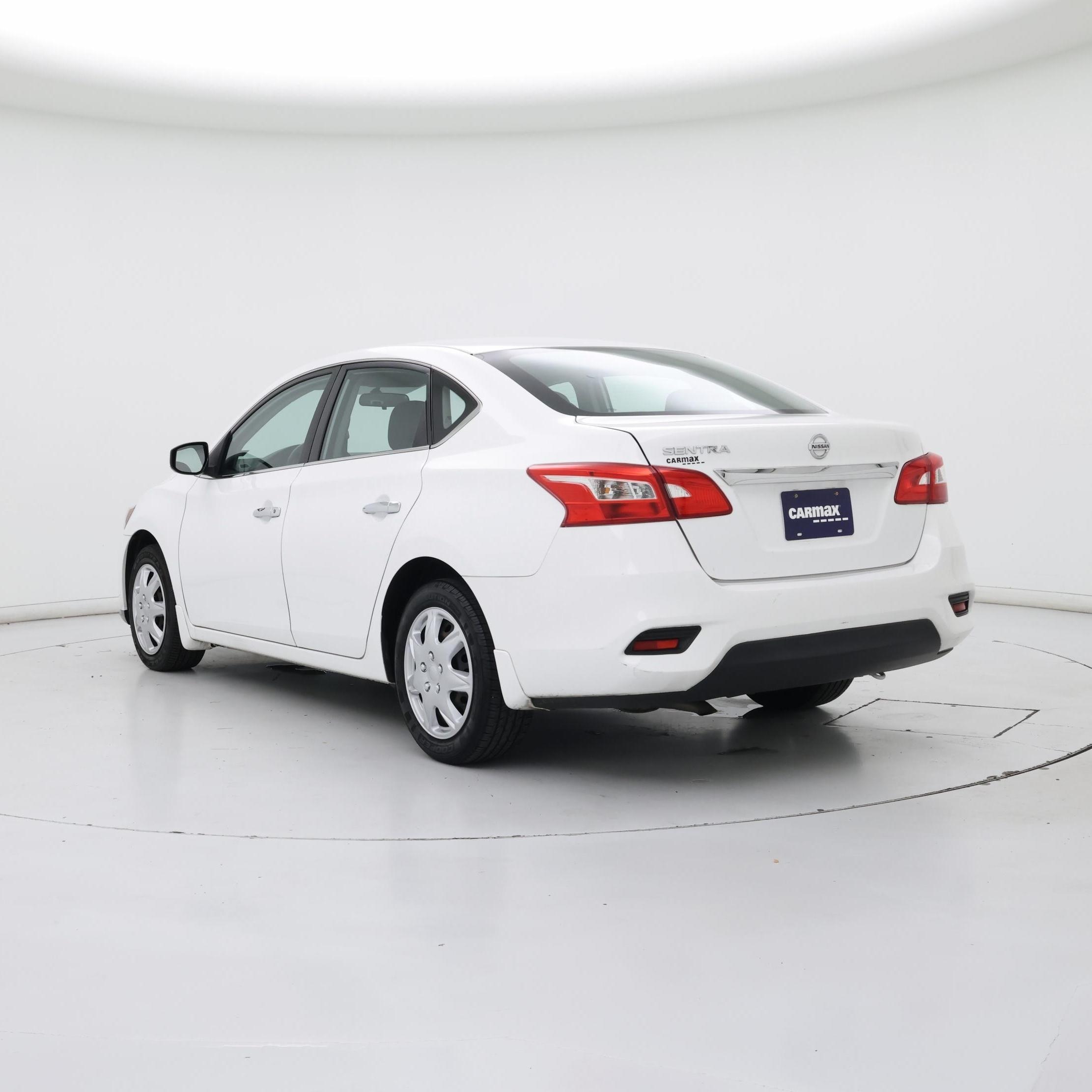 Thumbnail: 2016 Nissan Sentra - 2