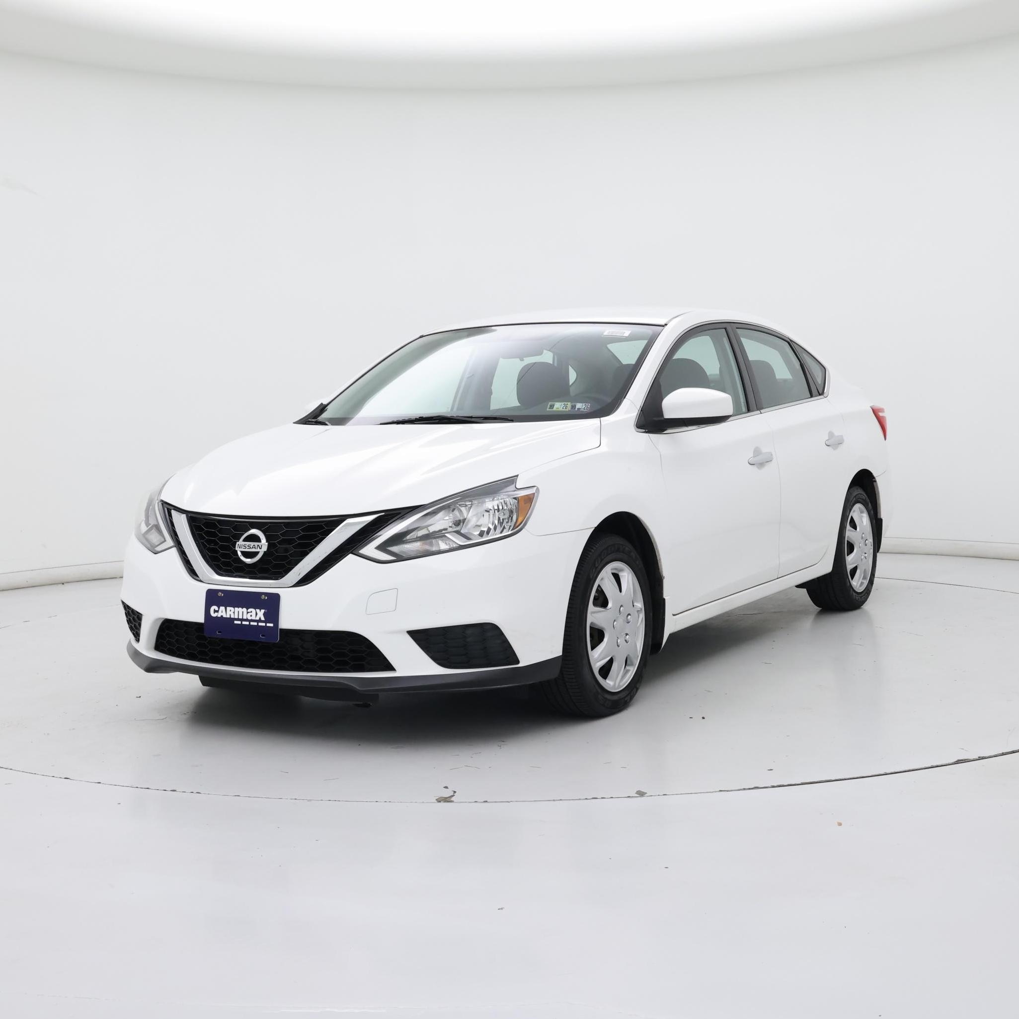 Thumbnail: 2016 Nissan Sentra - 4