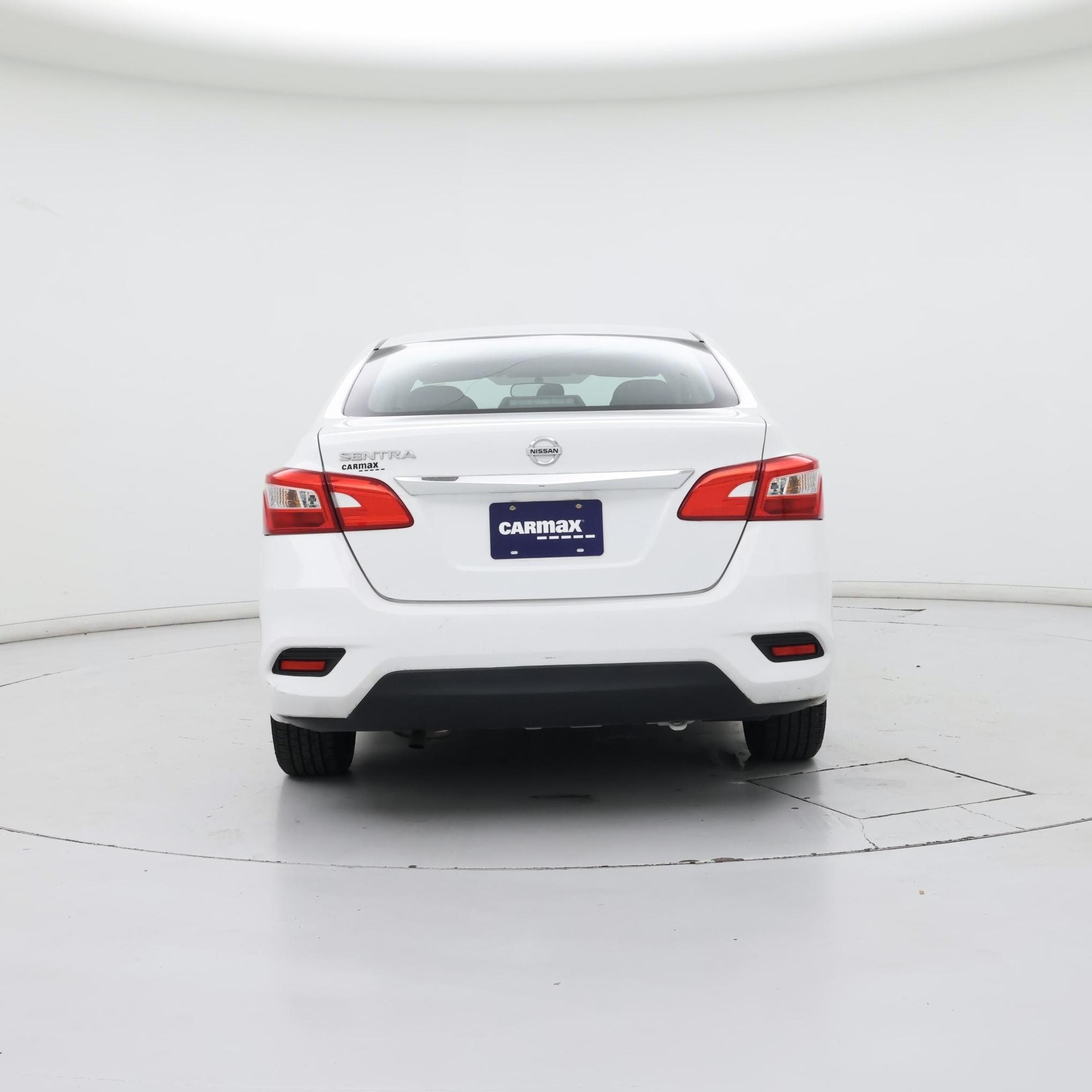 Thumbnail: 2016 Nissan Sentra - 6