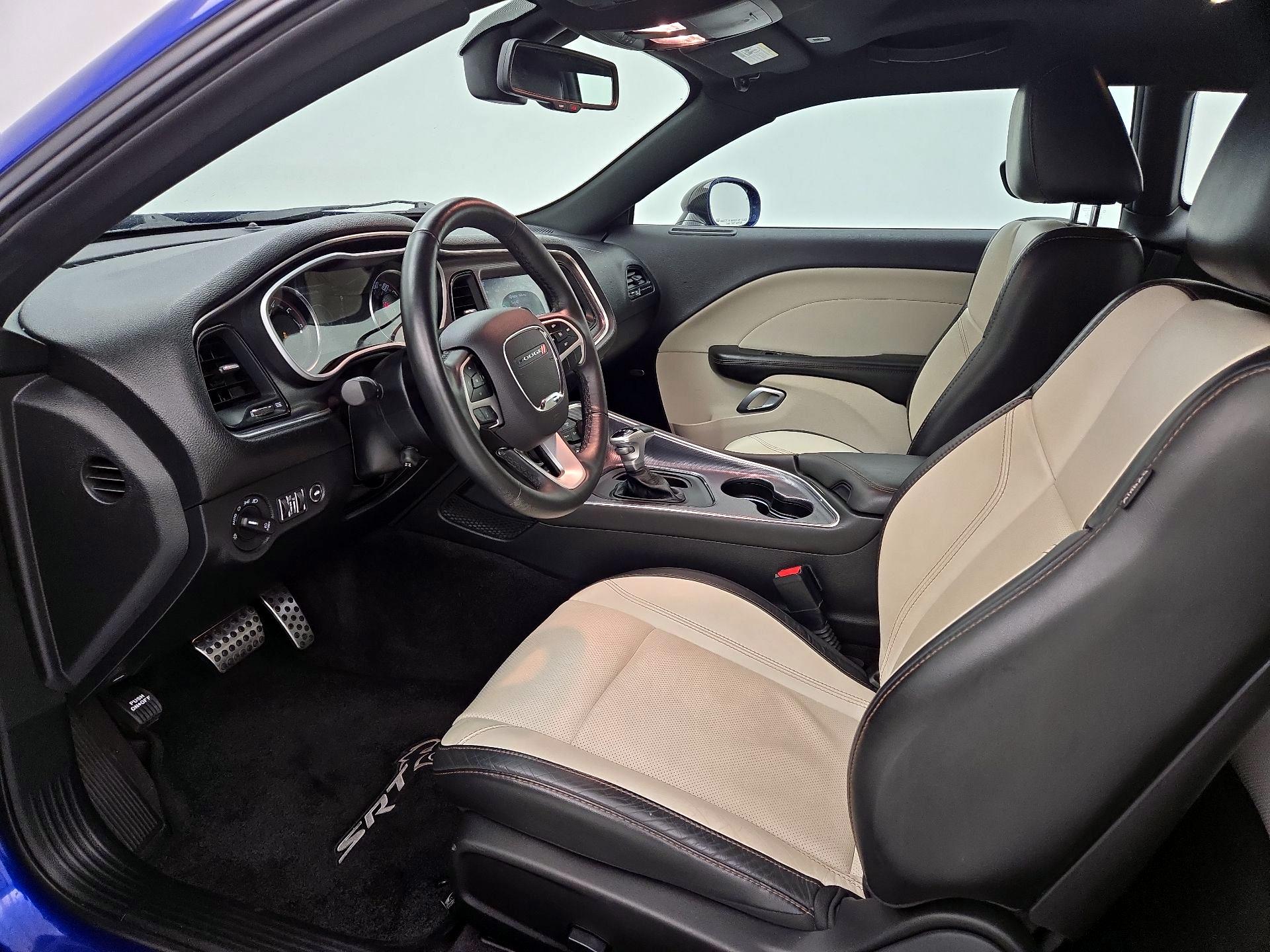 Thumbnail: 2018 Dodge Challenger - 11