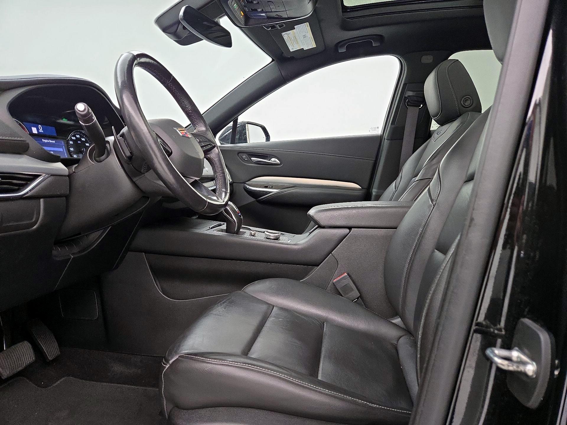 Thumbnail: 2019 Cadillac XT4 - 11